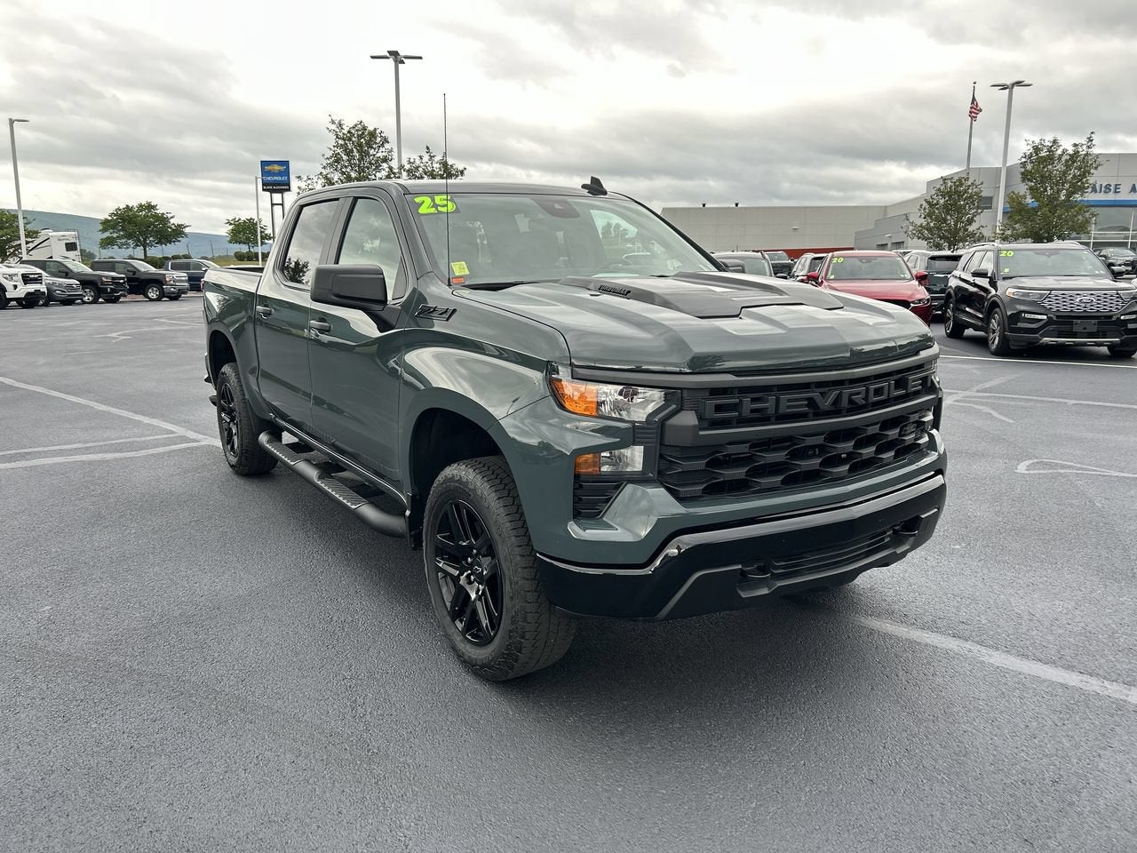 2025 Chevrolet Silverado 1500 Custom Trail Boss