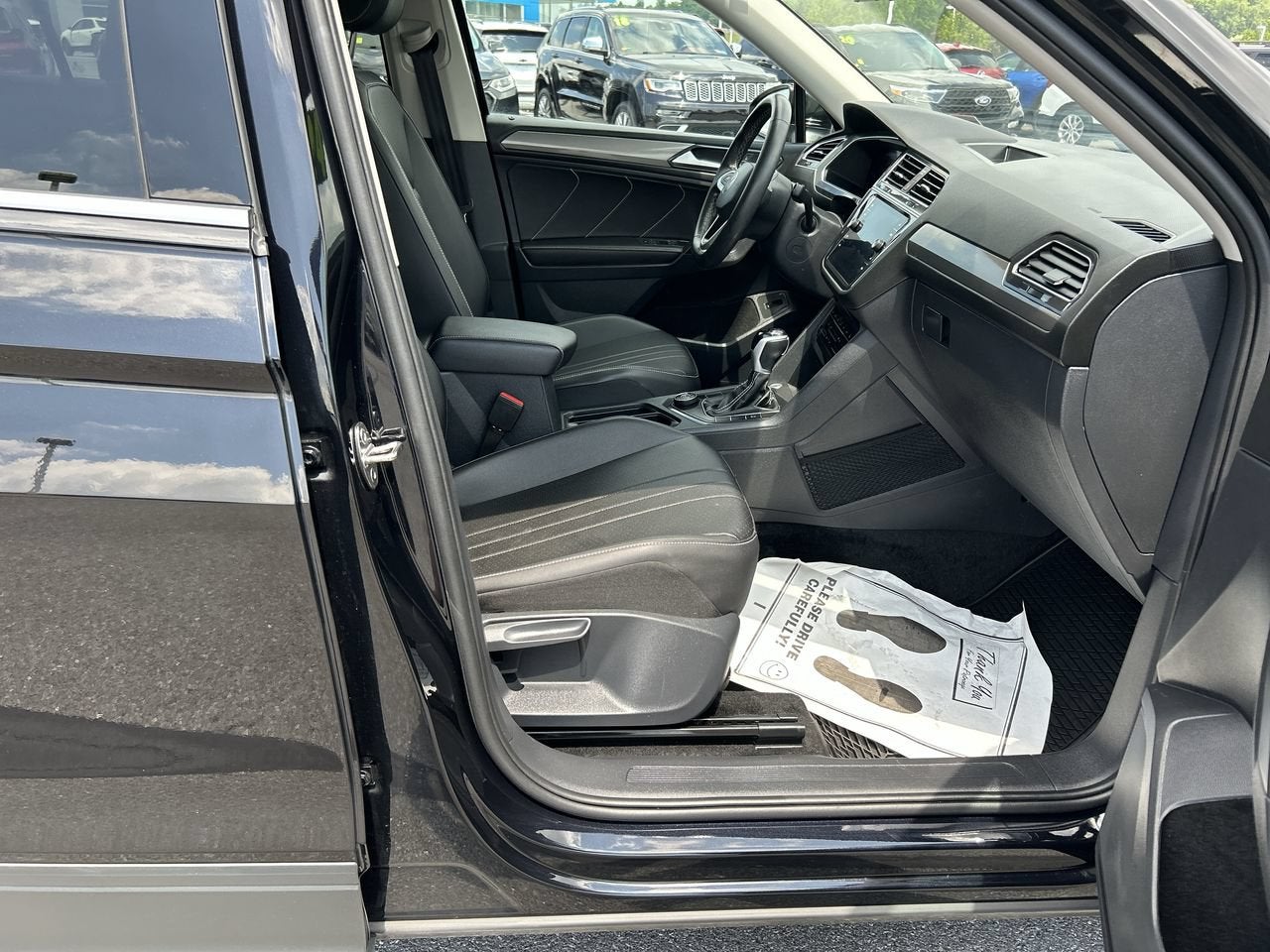 2024 Volkswagen Tiguan SE