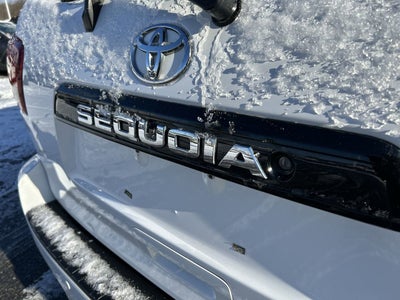 2018 Toyota Sequoia SR5