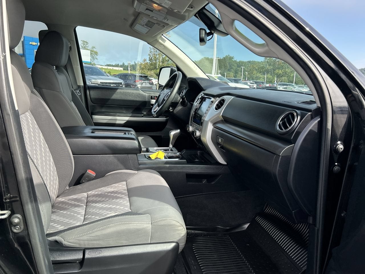 2020 Toyota Tundra 4WD SR5