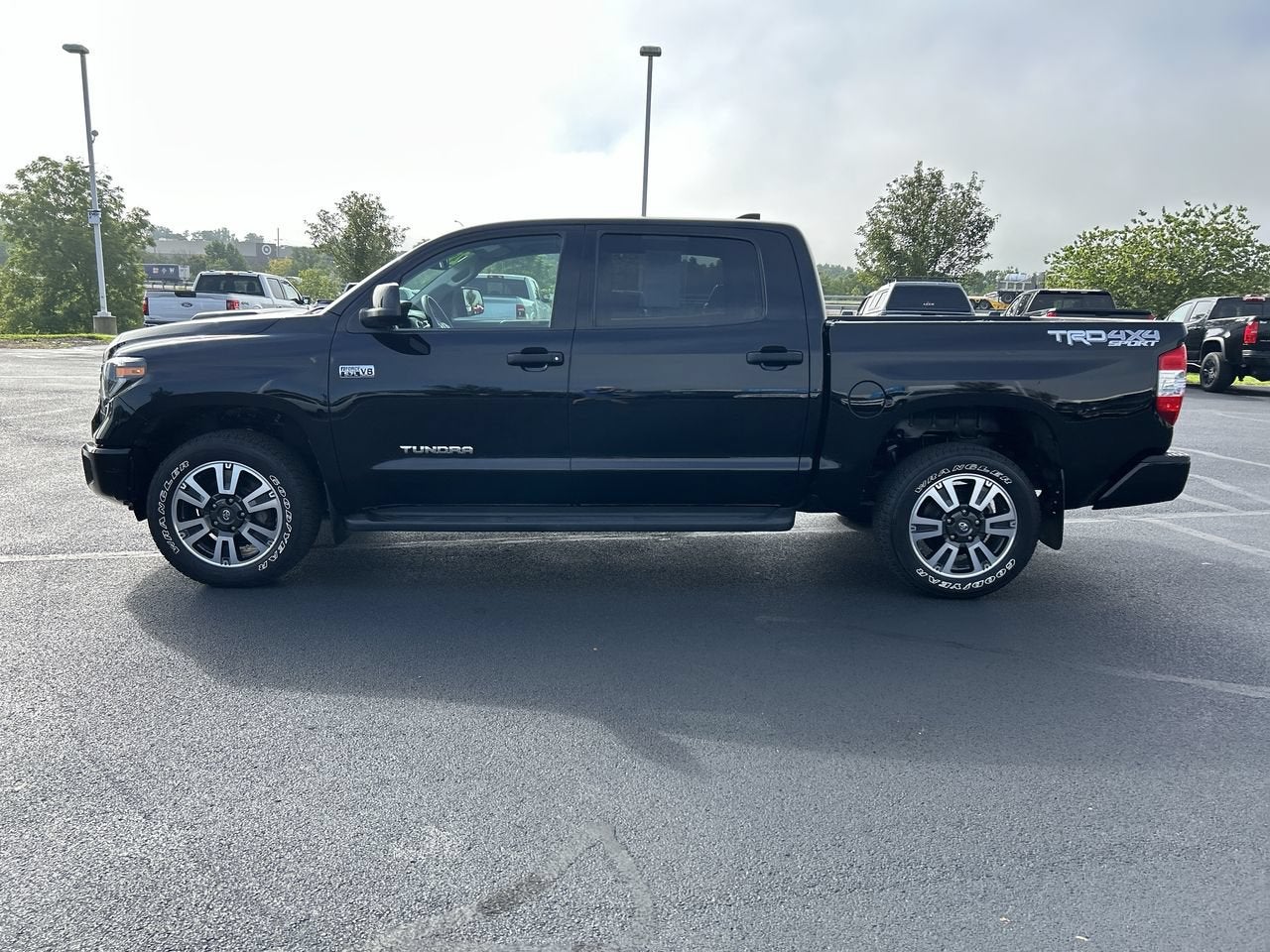 2020 Toyota Tundra 4WD SR5