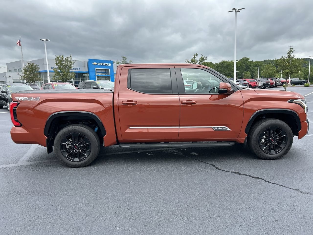2025 Toyota Tundra 4WD SR5