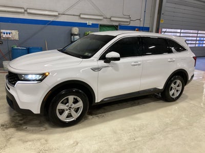 2022 Kia Sorento LX