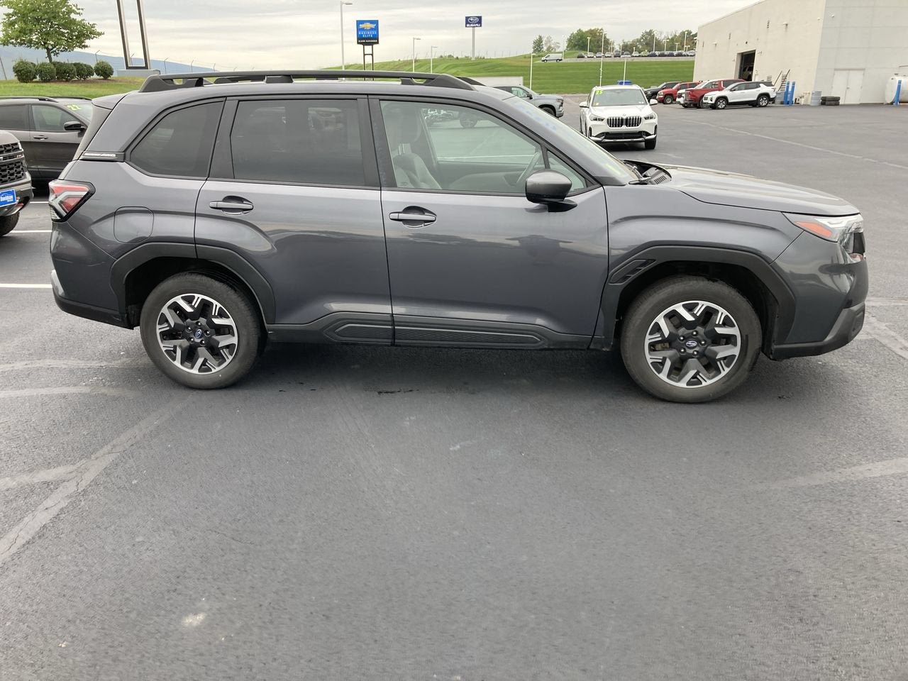2025 Subaru Forester Premium
