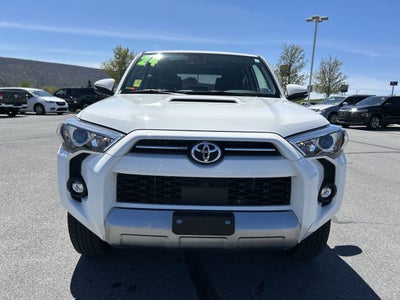 2024 Toyota 4Runner TRD Off Road