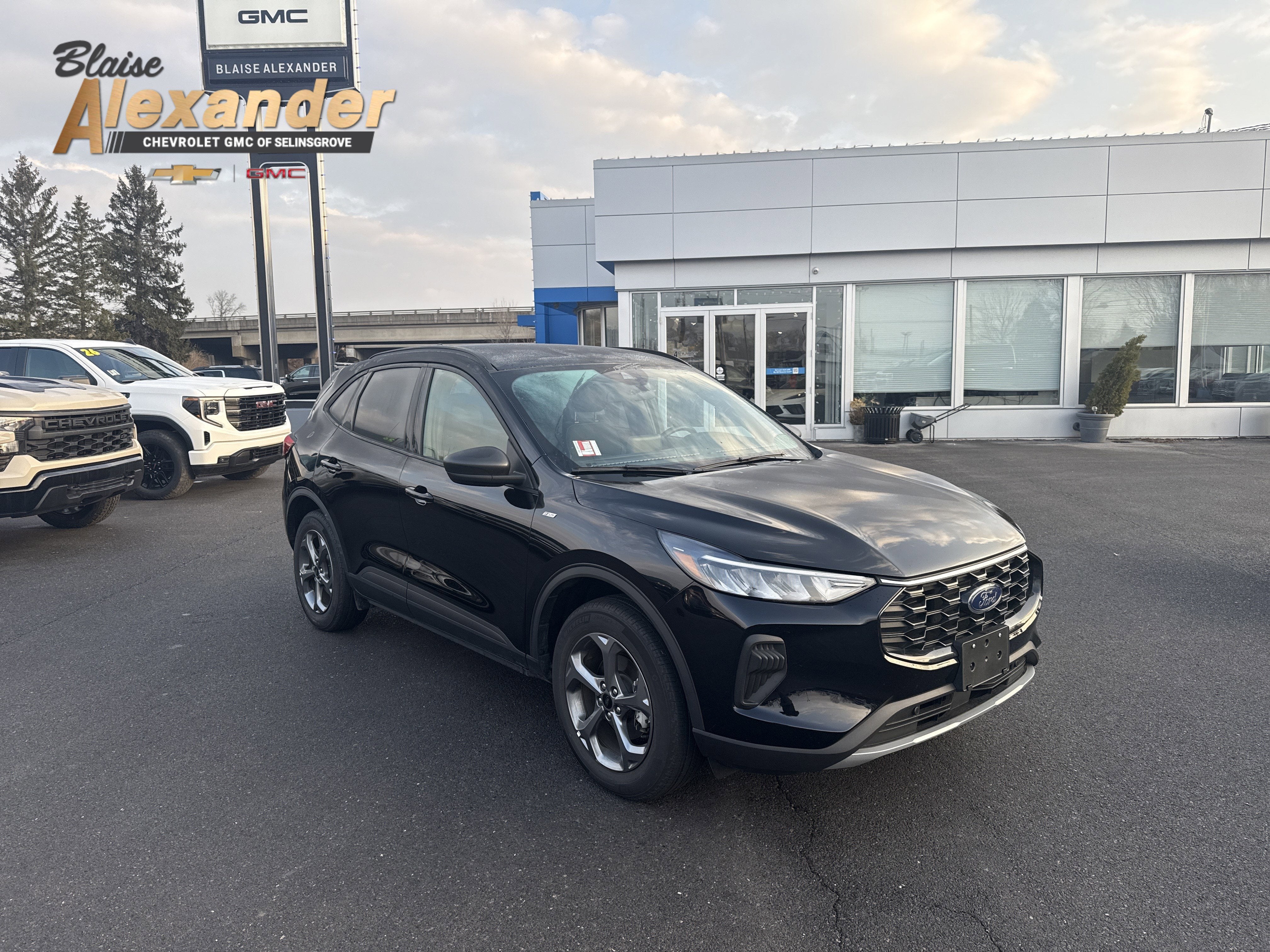 2025 Ford Escape ST-Line