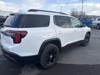 2022 GMC Acadia AT4