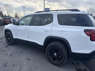 2022 GMC Acadia AT4