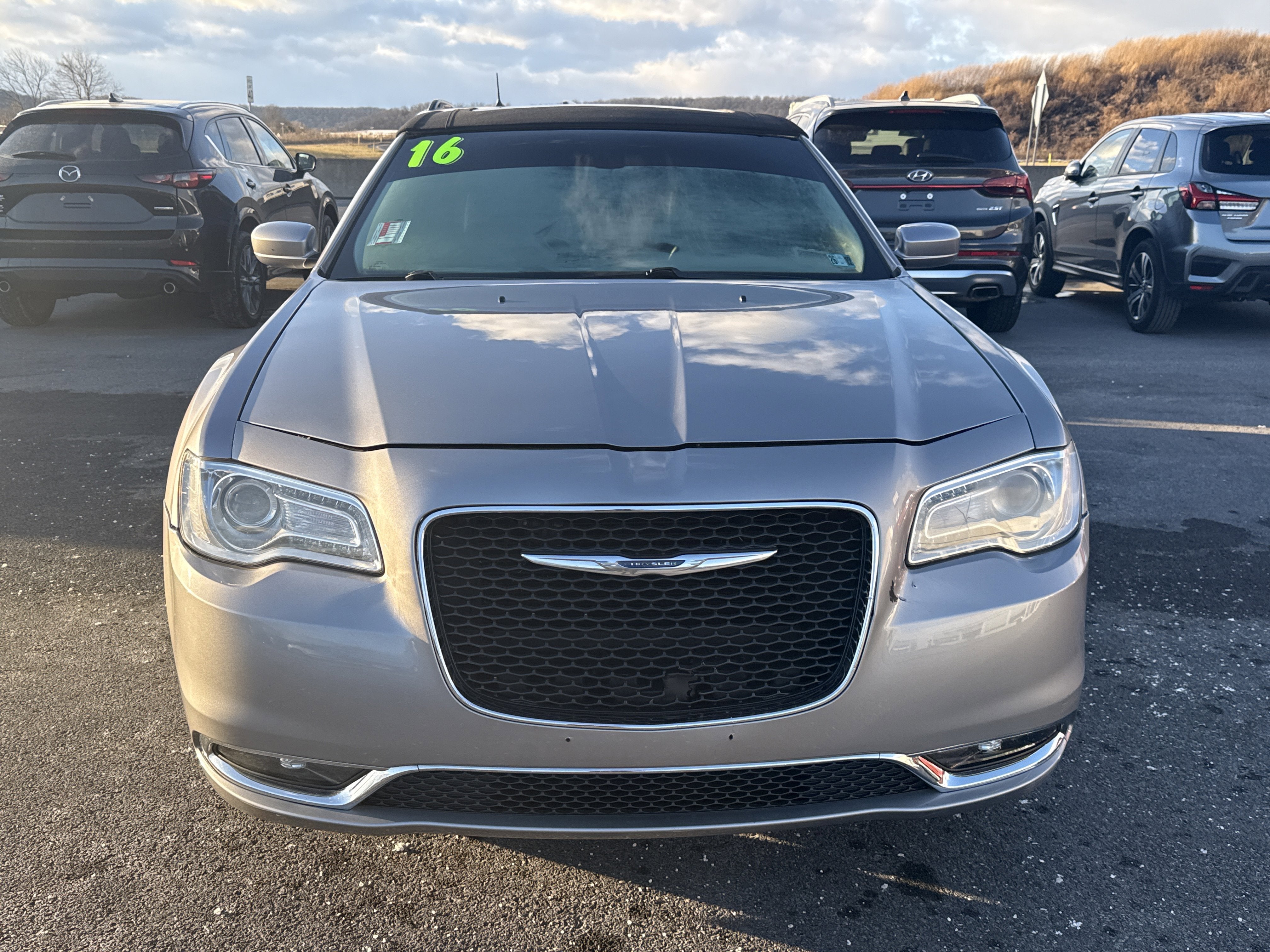 2016 Chrysler 300 Limited