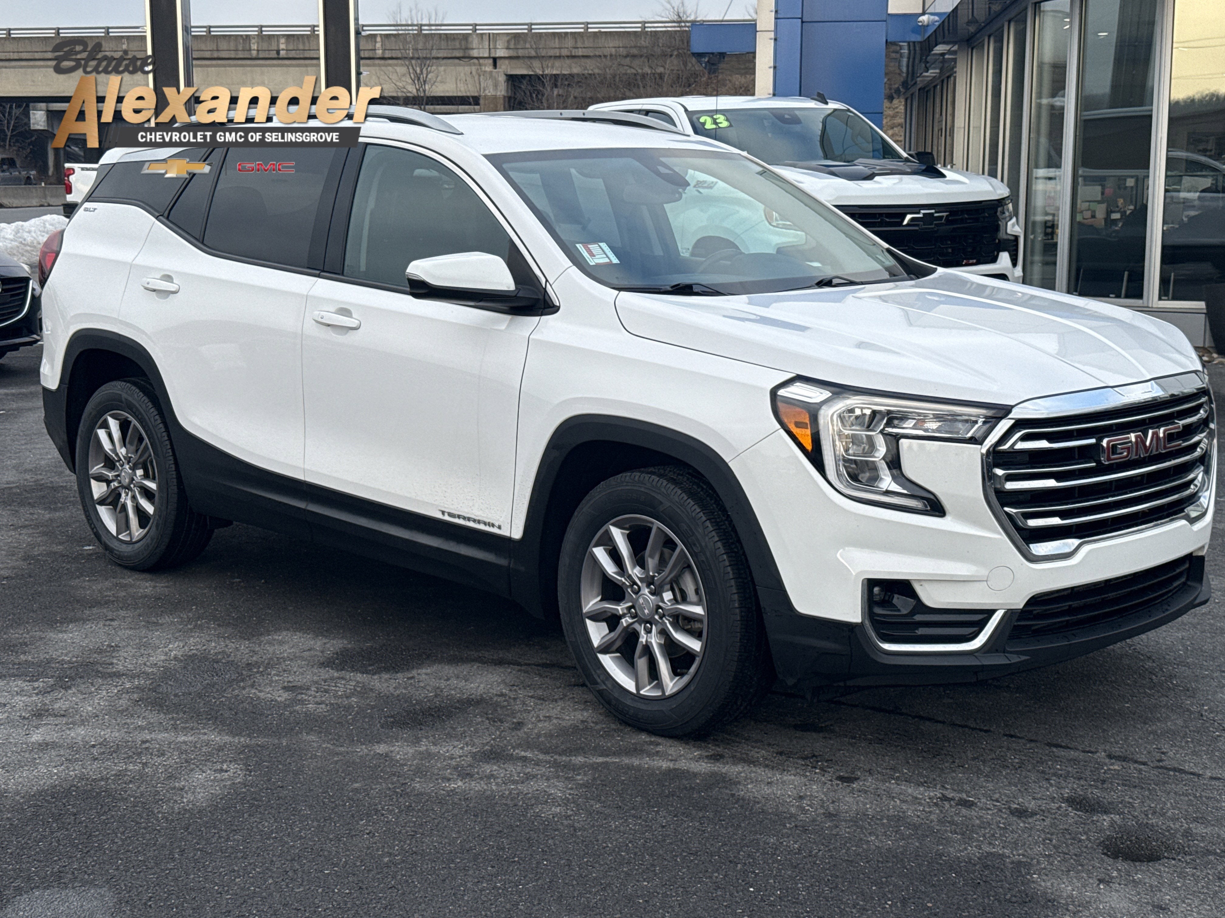 2022 GMC Terrain SLT