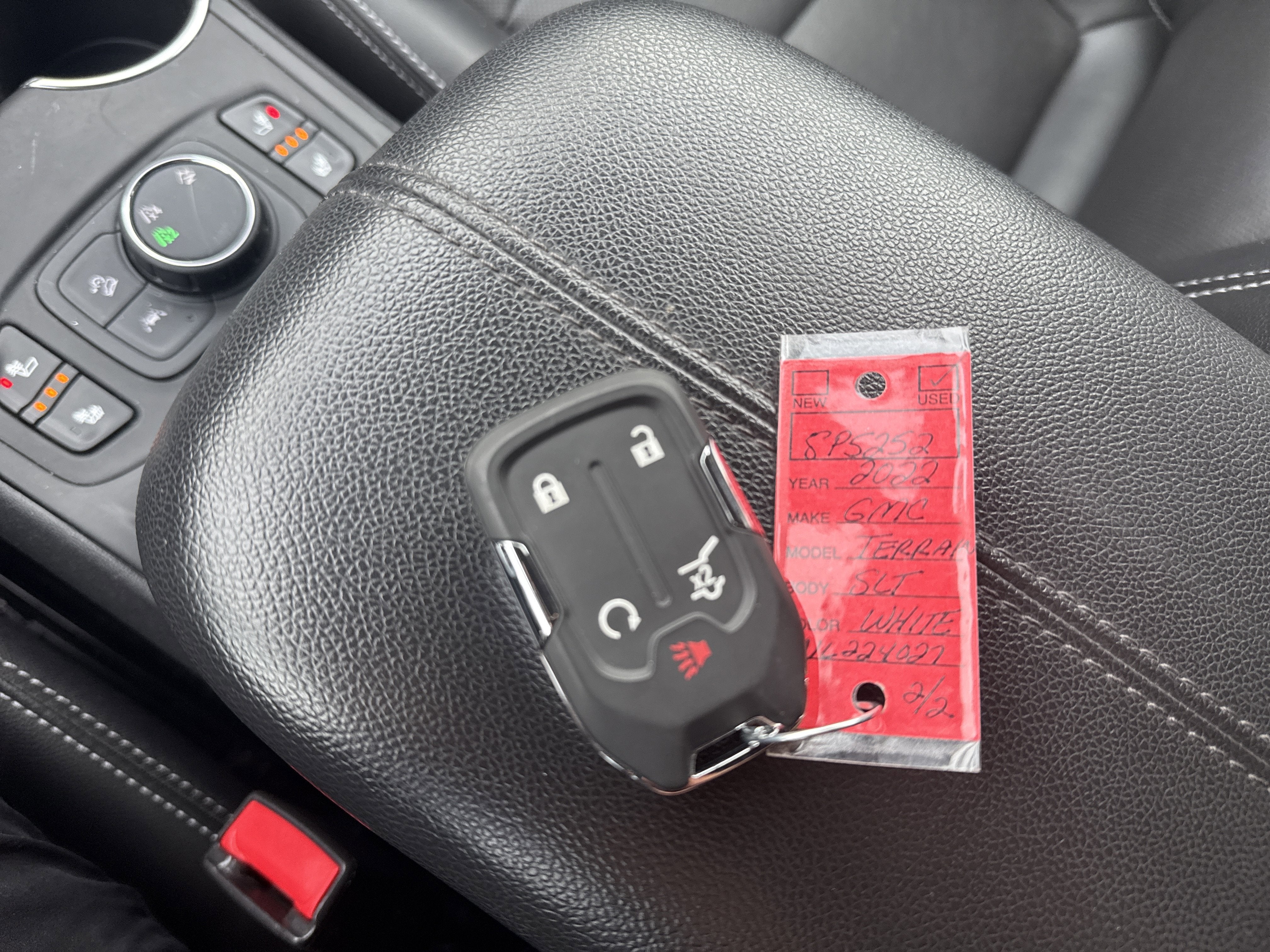 2022 GMC Terrain SLT