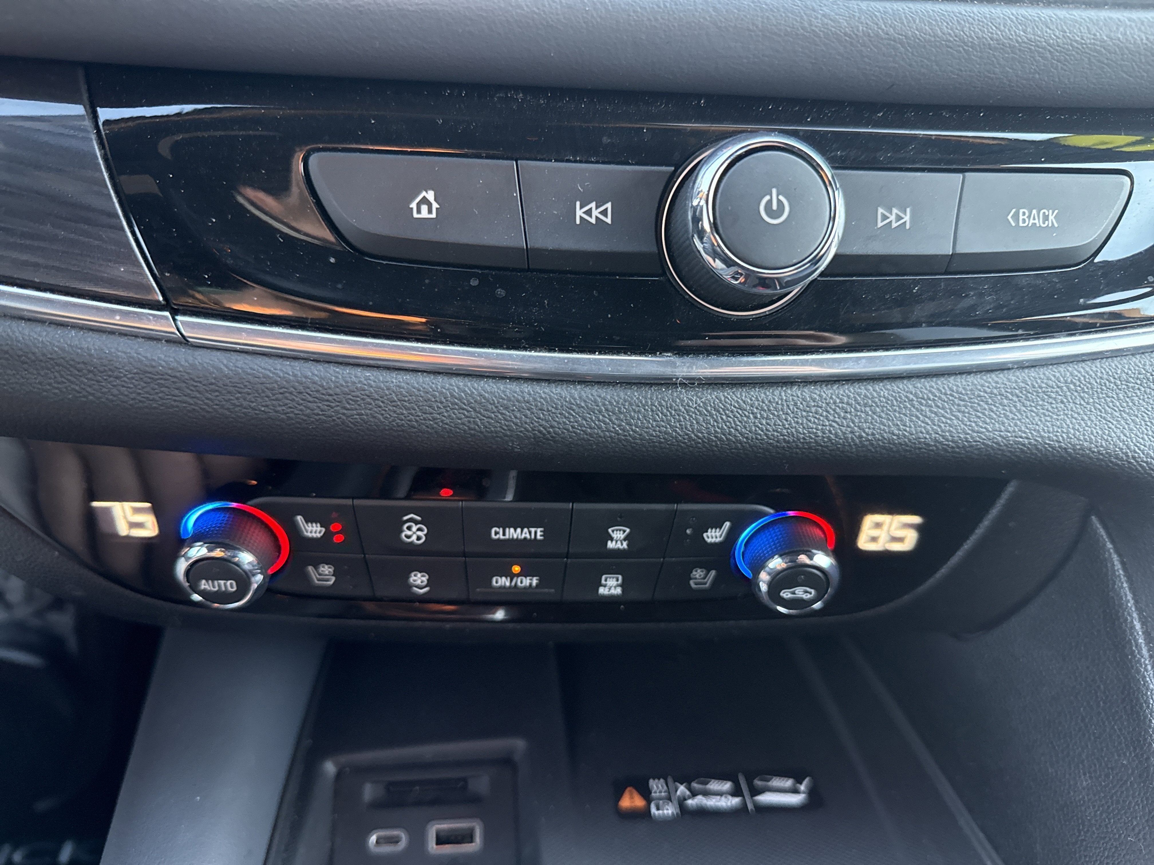 2024 Buick Enclave Premium