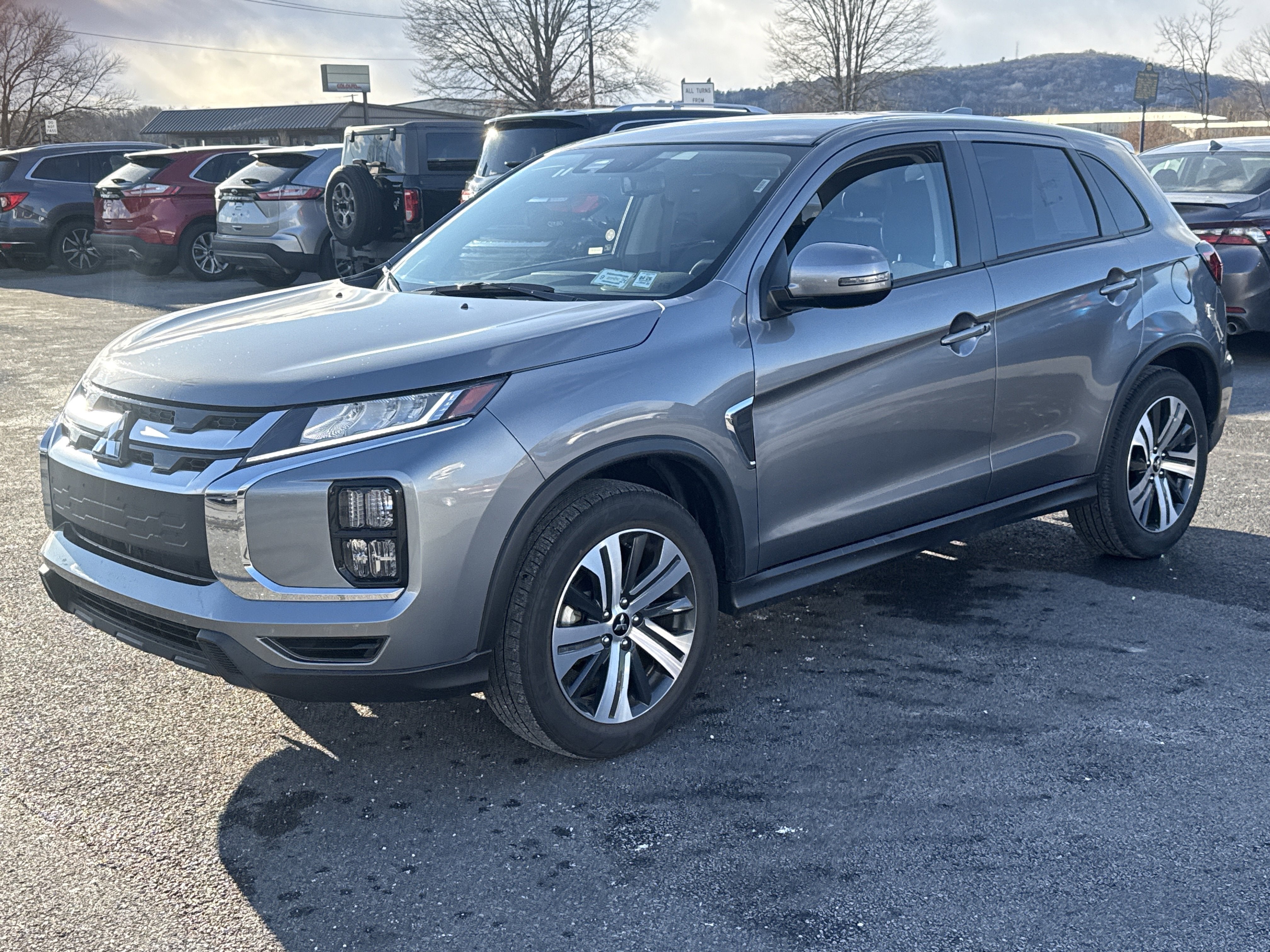 2025 Mitsubishi Outlander Sport S