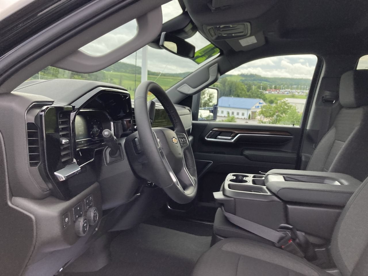 2024 Chevrolet Silverado 2500HD LT