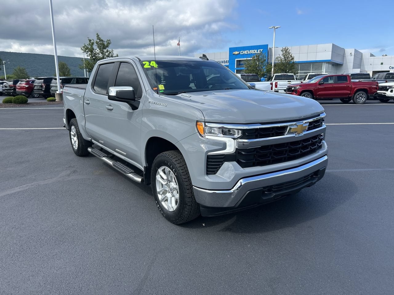 2024 Chevrolet Silverado 1500 LT