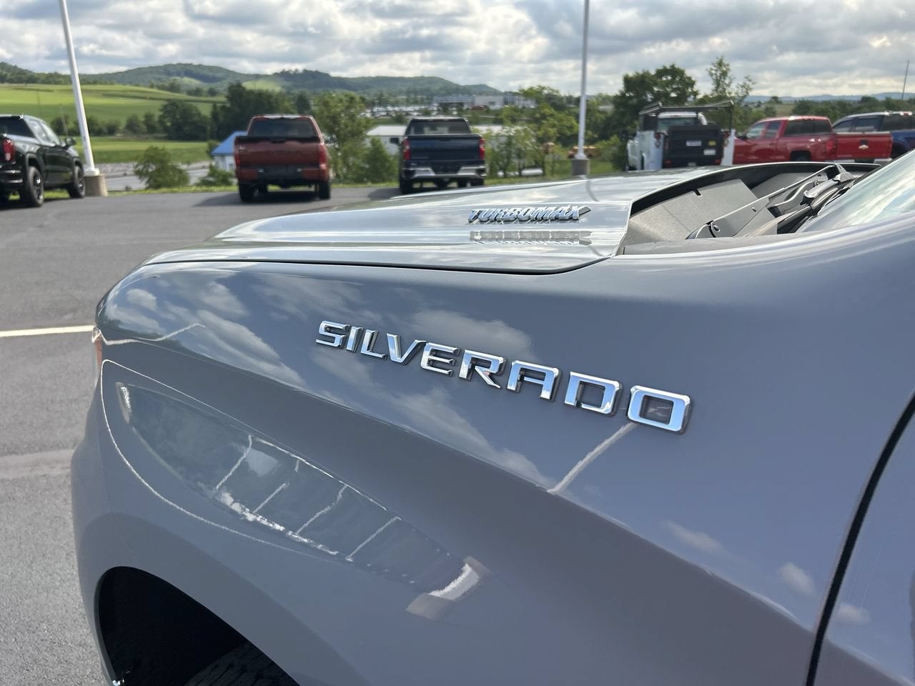 2024 Chevrolet Silverado 1500 LT