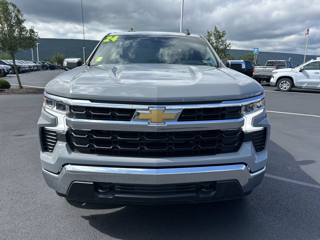 2024 Chevrolet Silverado 1500 LT