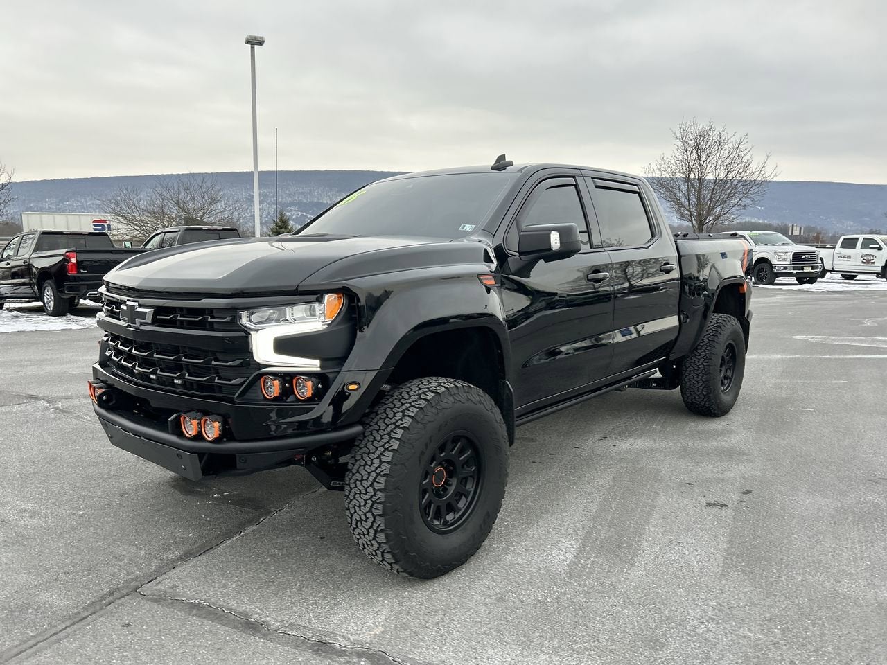 2025 Chevrolet Silverado 1500 LTZ