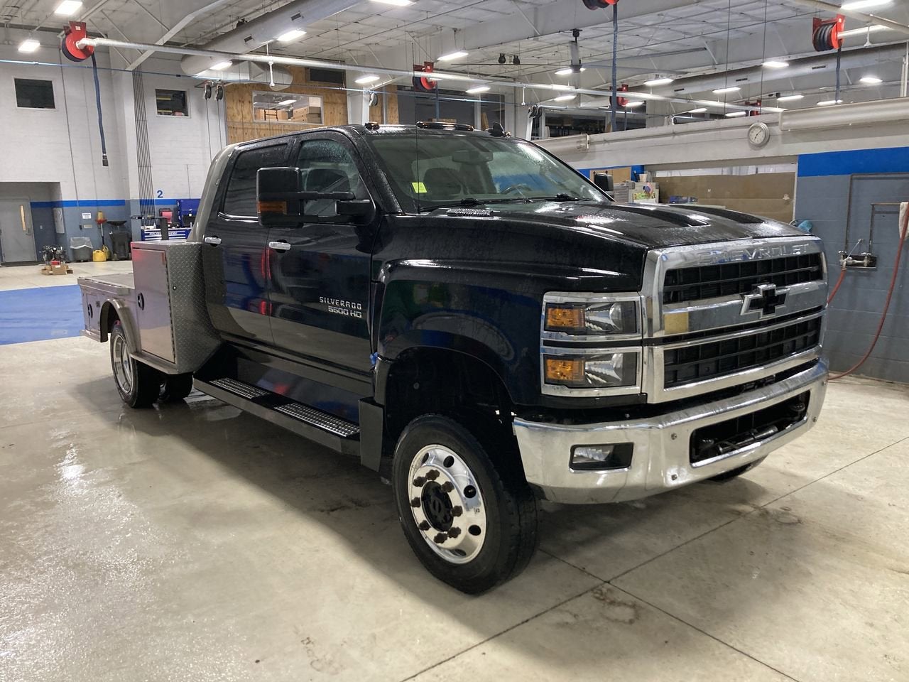 2021 Chevrolet Silverado MD LT