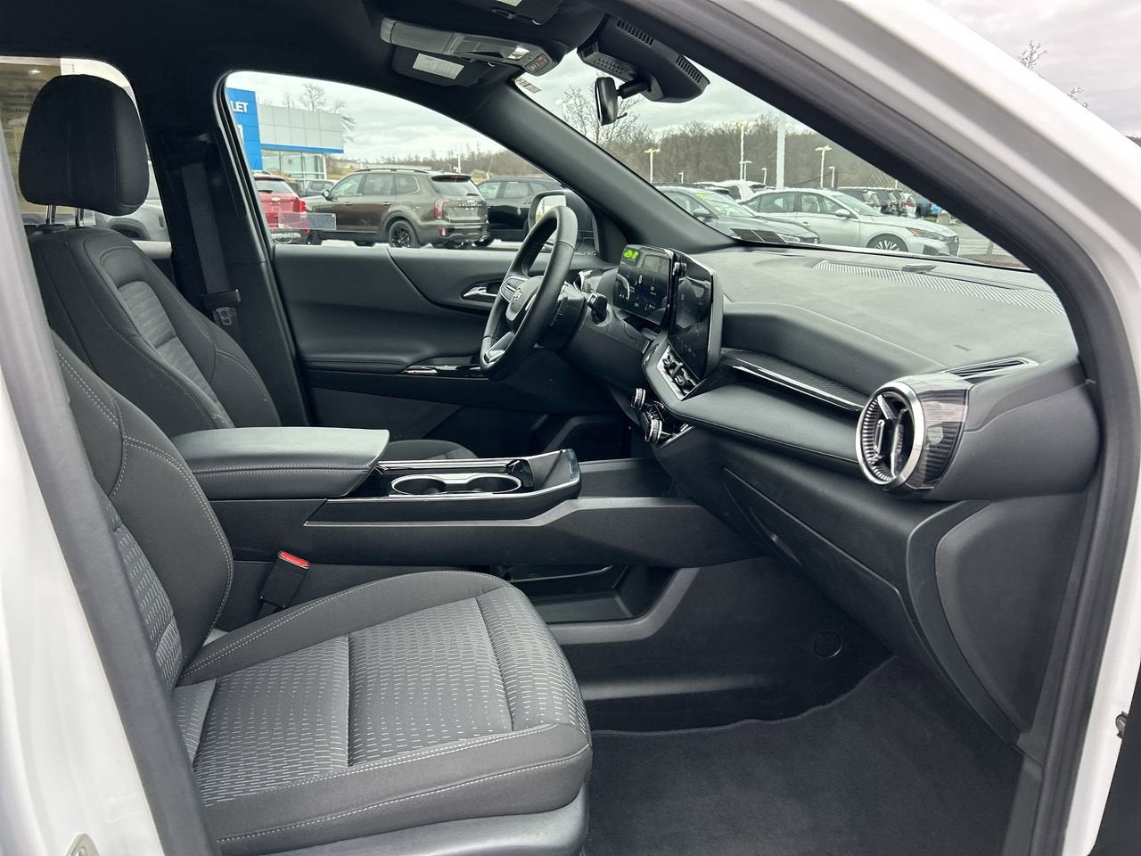 2025 Chevrolet Equinox AWD LT