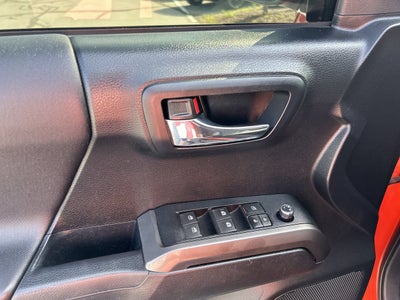 2016 Toyota Tacoma SR5