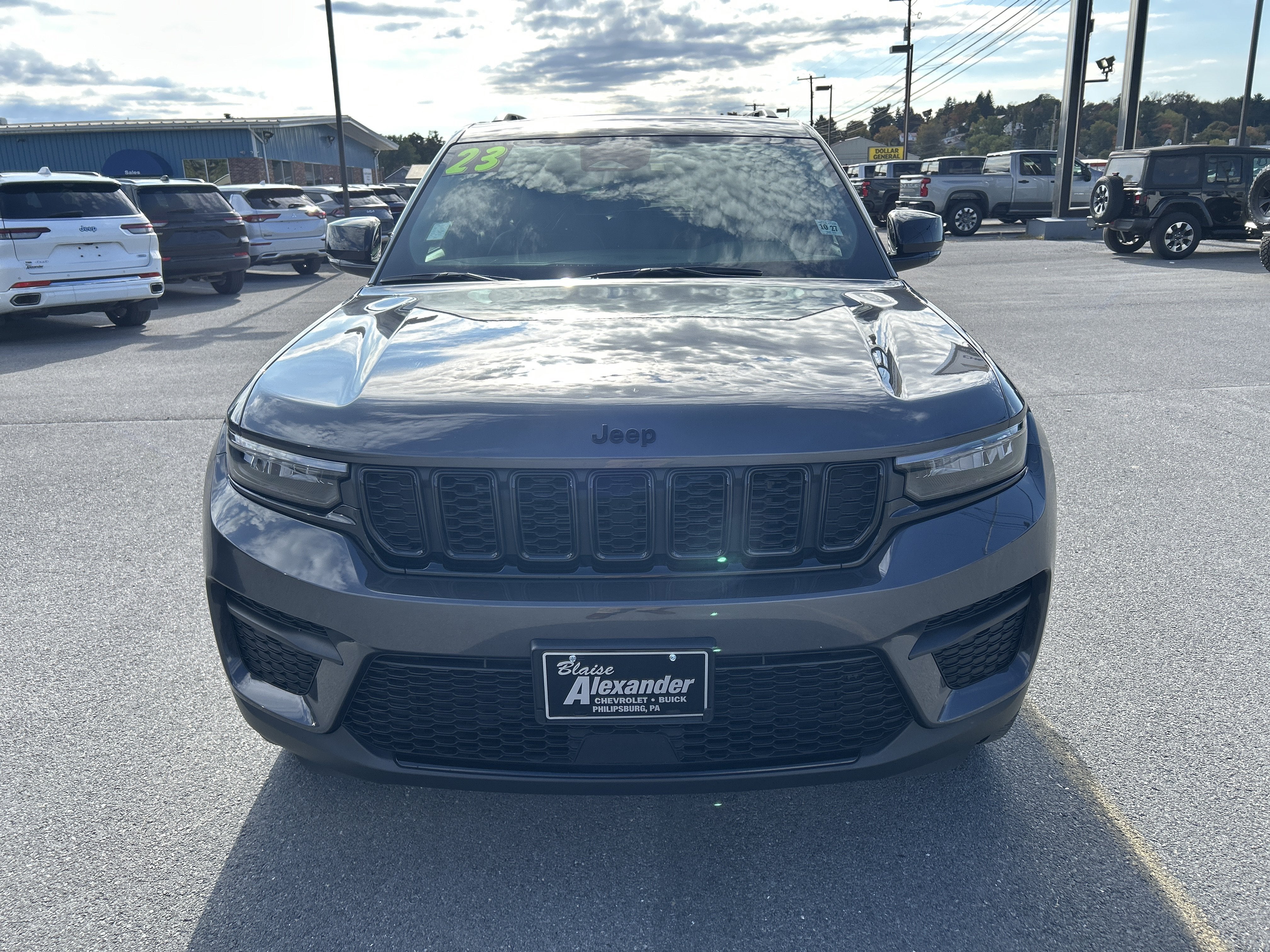 2023 Jeep Grand Cherokee Altitude