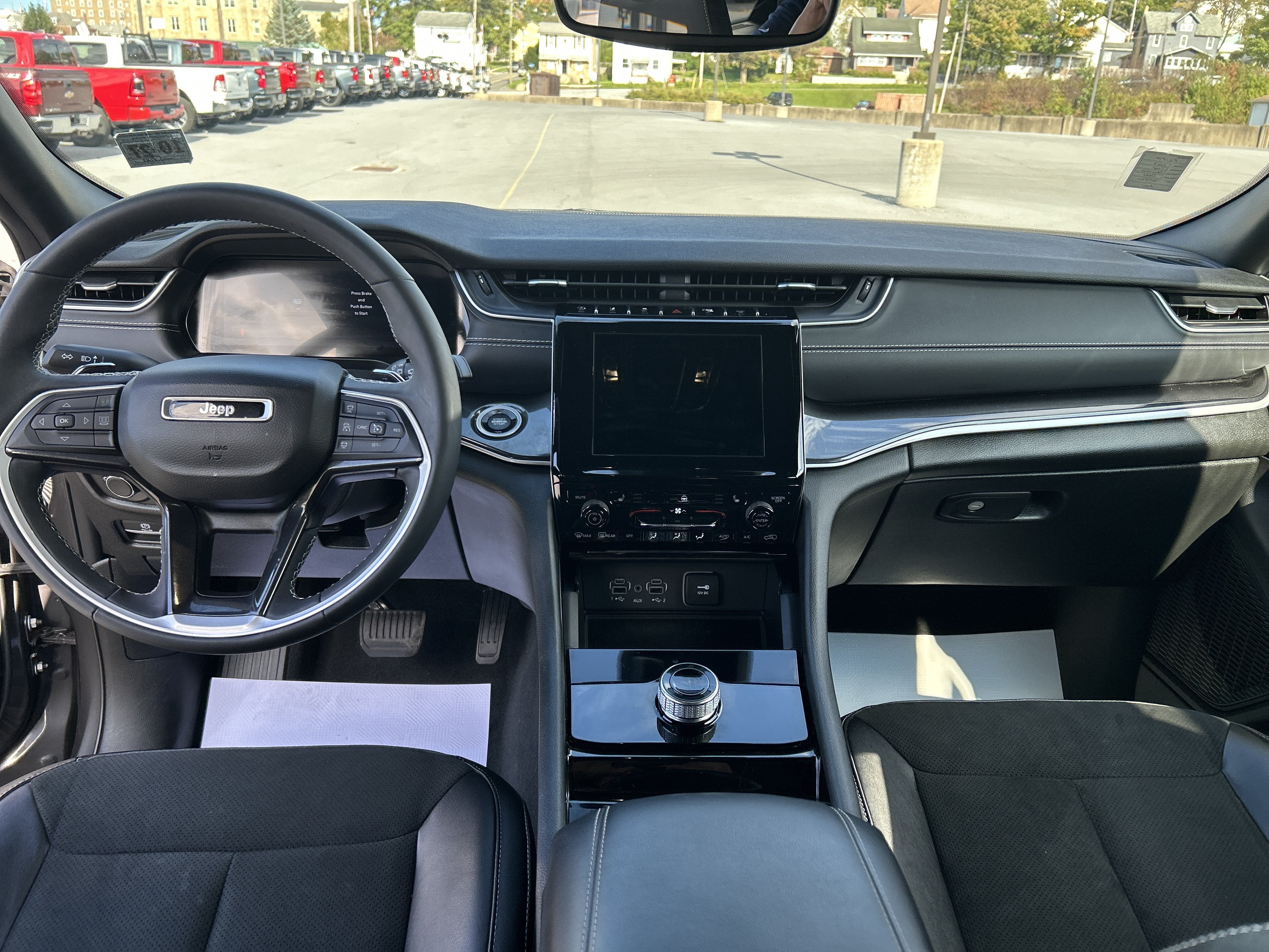 2023 Jeep Grand Cherokee Altitude