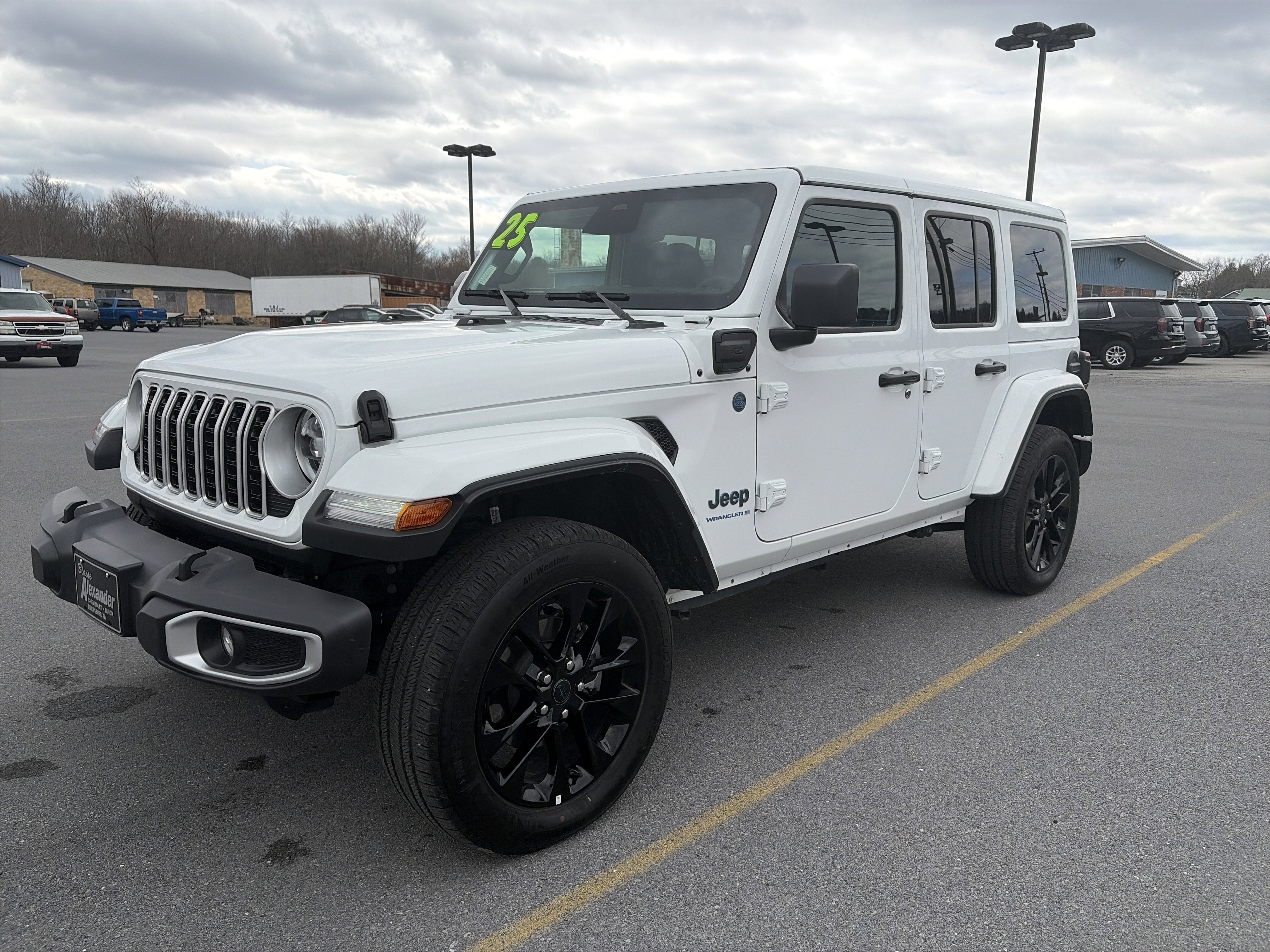 2025 Jeep Wrangler 4xe Sahara