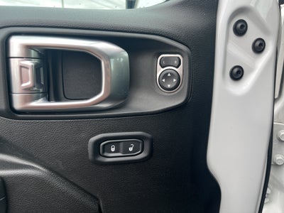 2022 Jeep Gladiator Willys