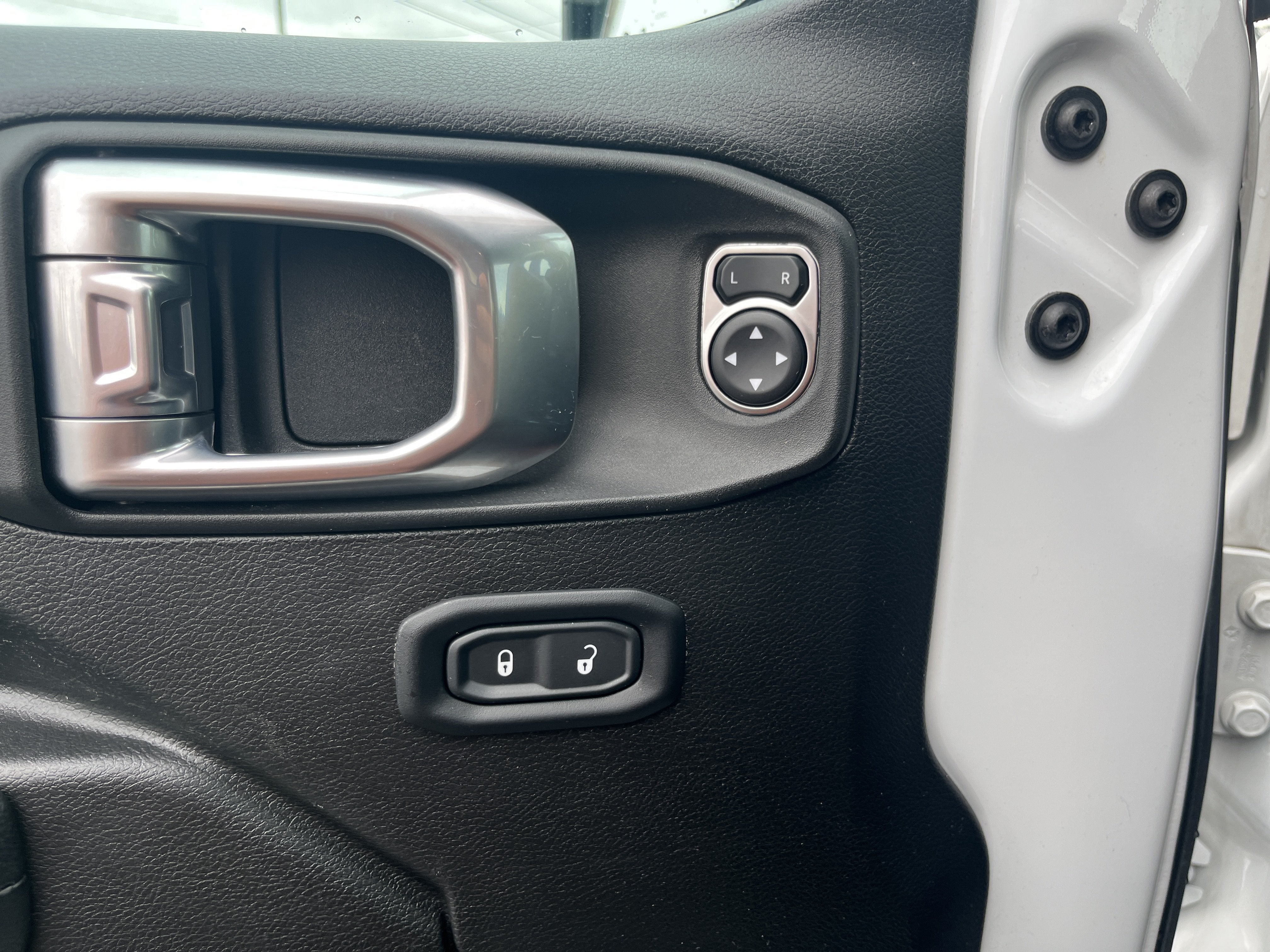 2022 Jeep Gladiator Willys