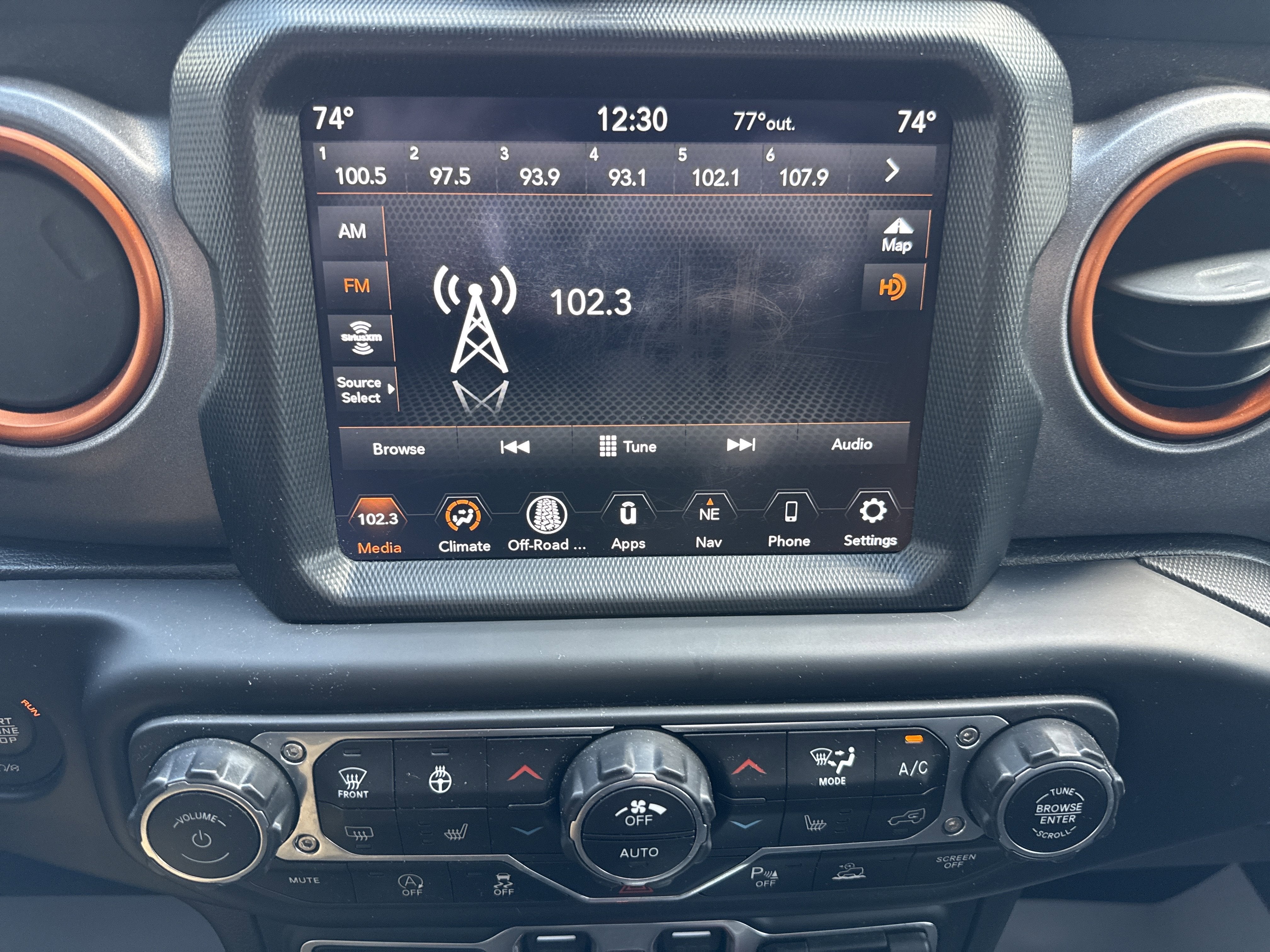 2021 Jeep Gladiator Mojave