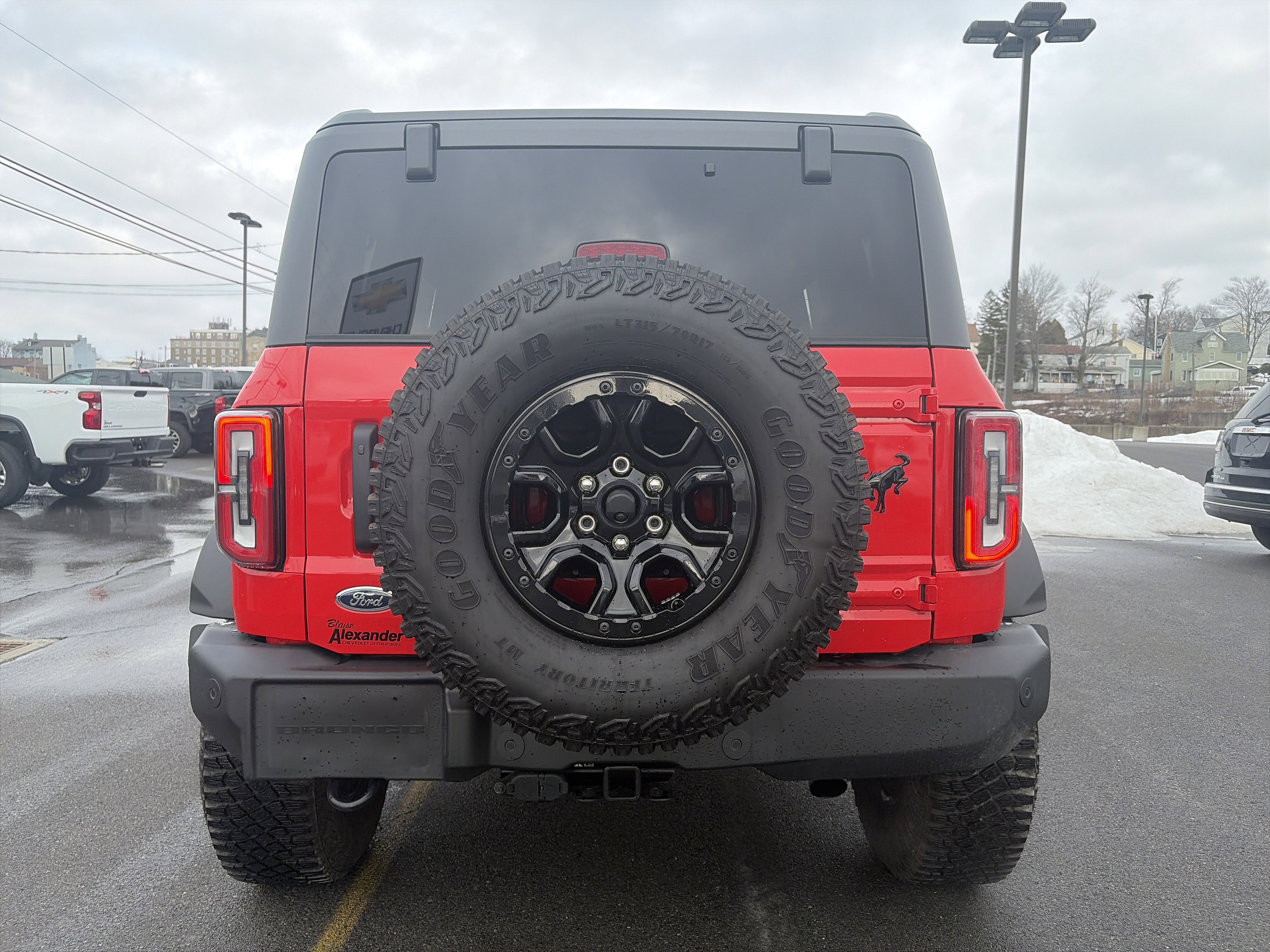 2023 Ford Bronco Base