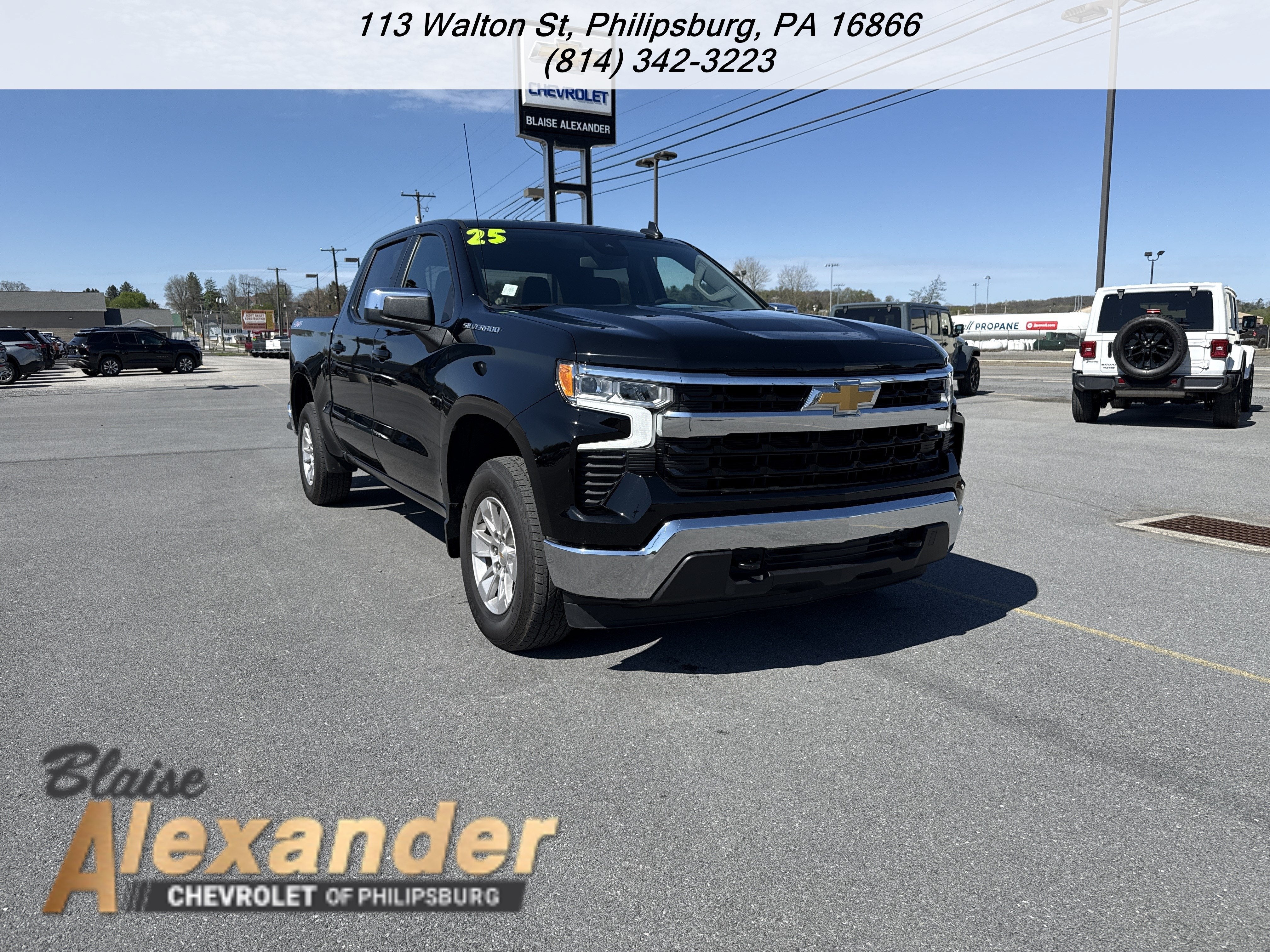 2025 Chevrolet Silverado 1500 LT