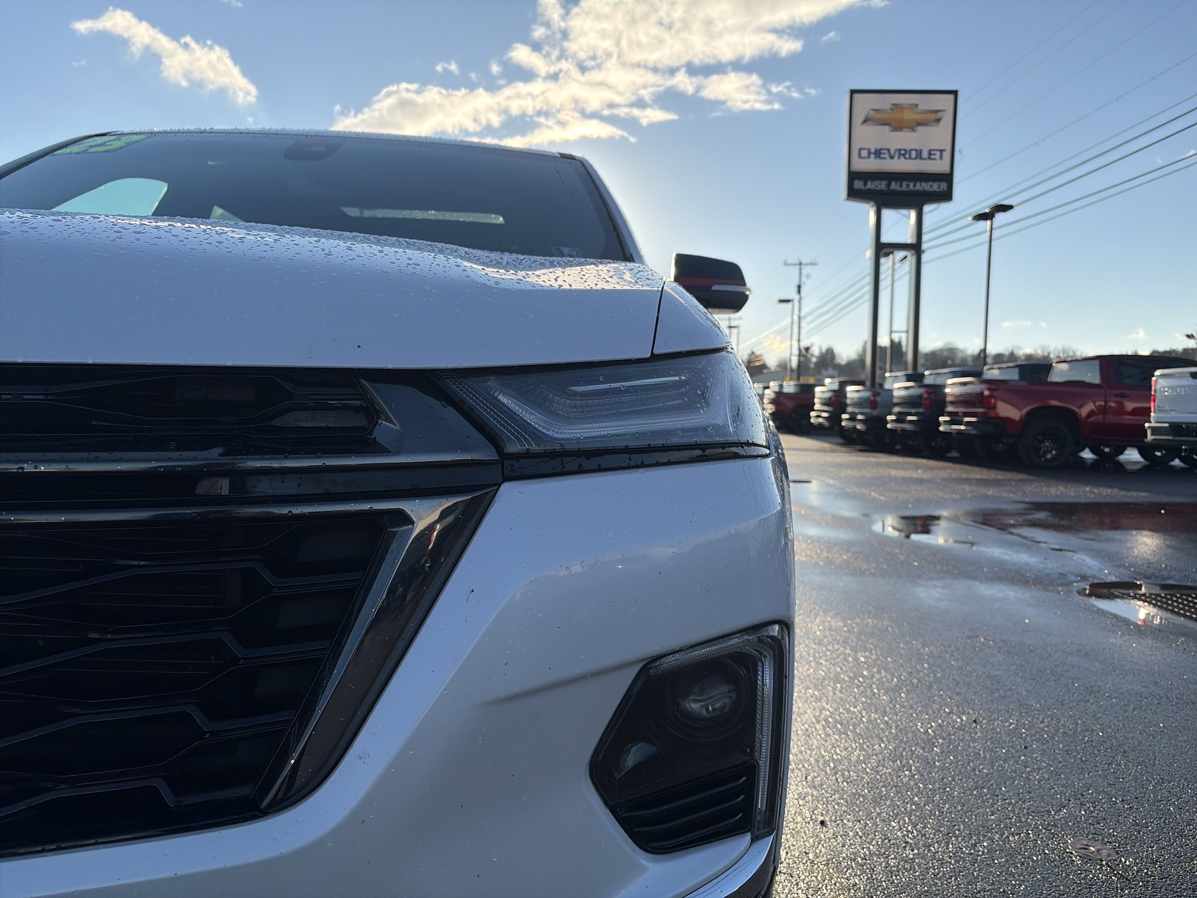 2023 Chevrolet Traverse Premier