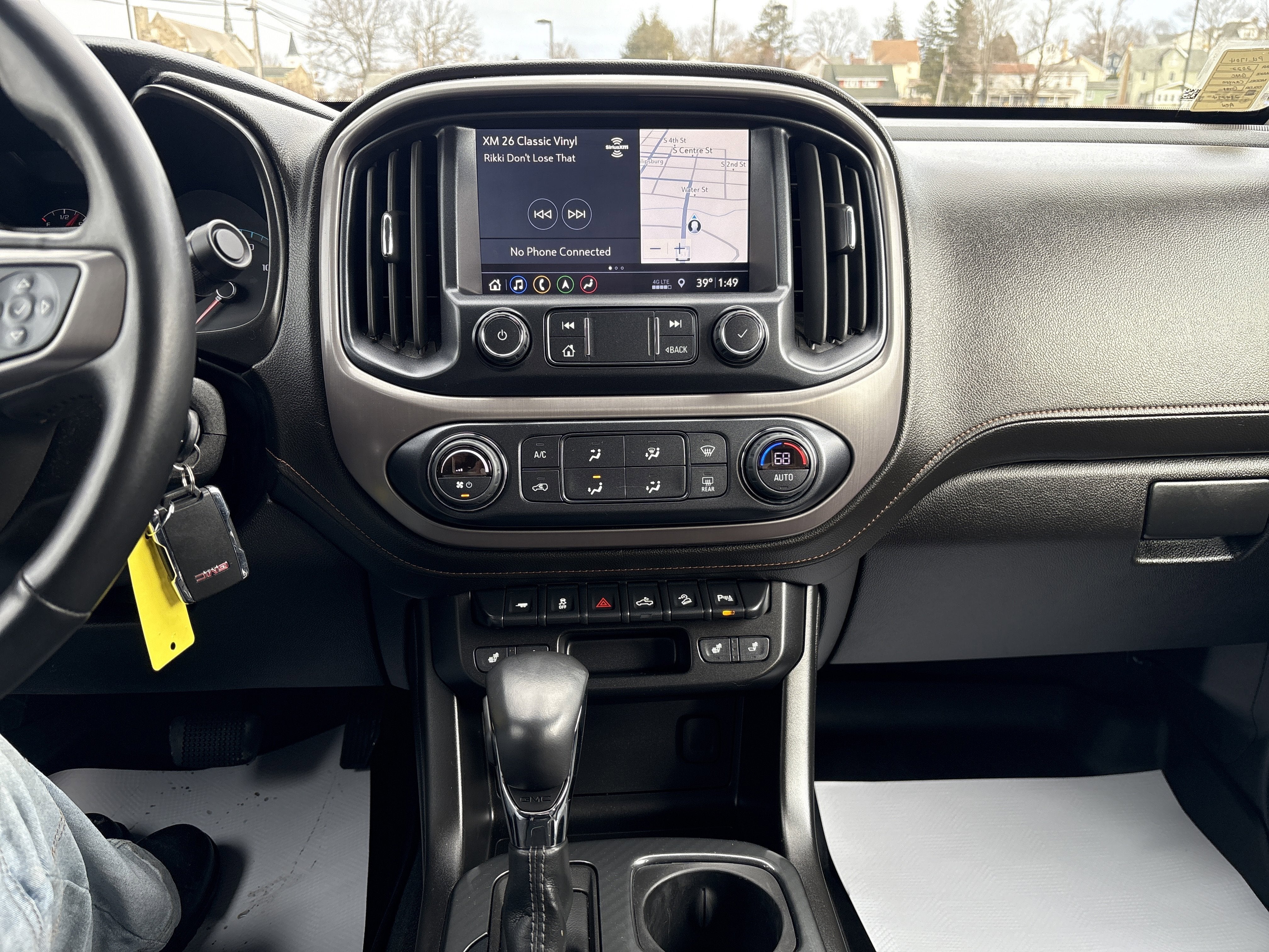 2022 GMC Canyon AT4 - Leather