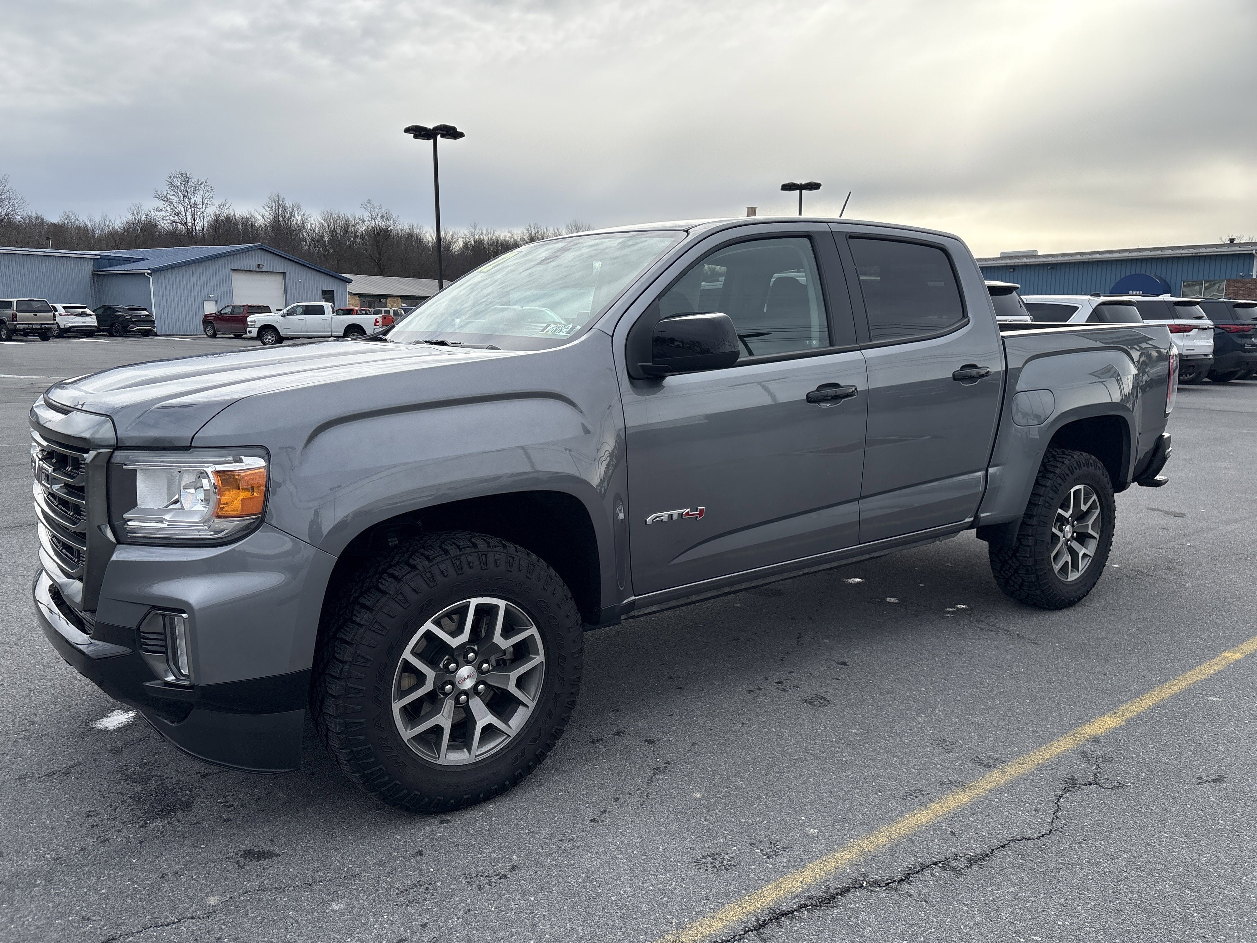 2022 GMC Canyon AT4 - Leather