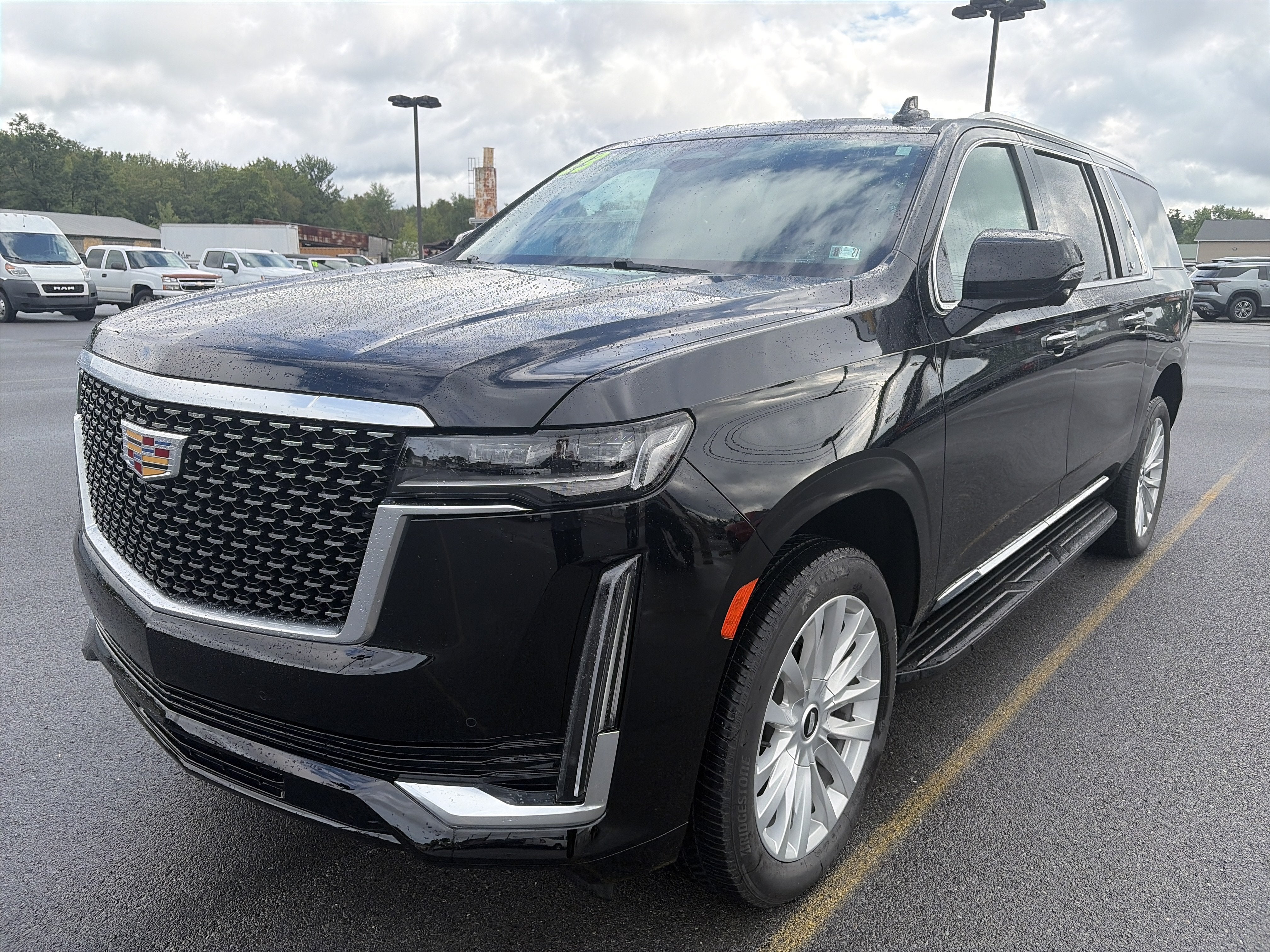 2023 Cadillac Escalade ESV 4WD Luxury