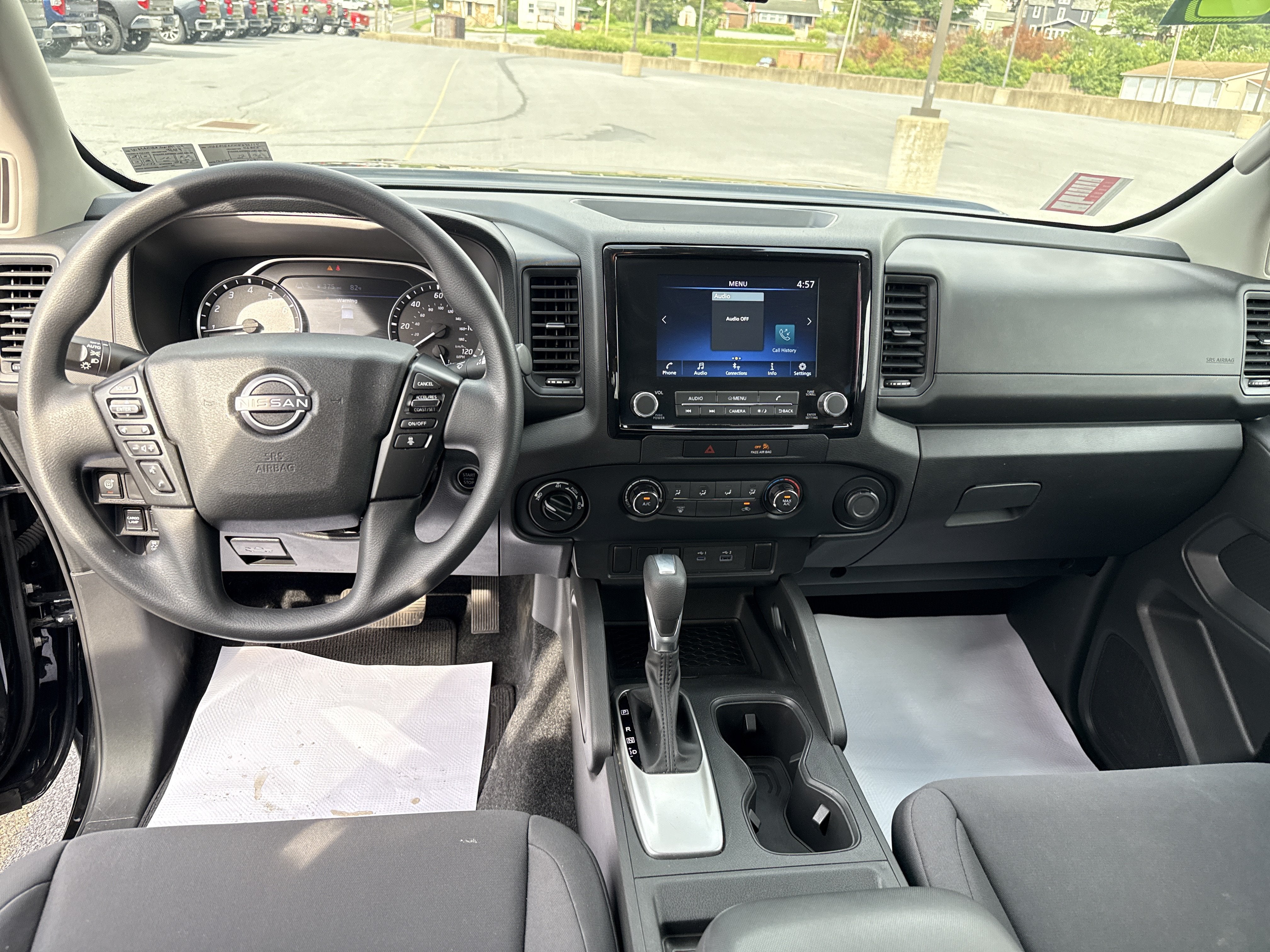 2022 Nissan Frontier S