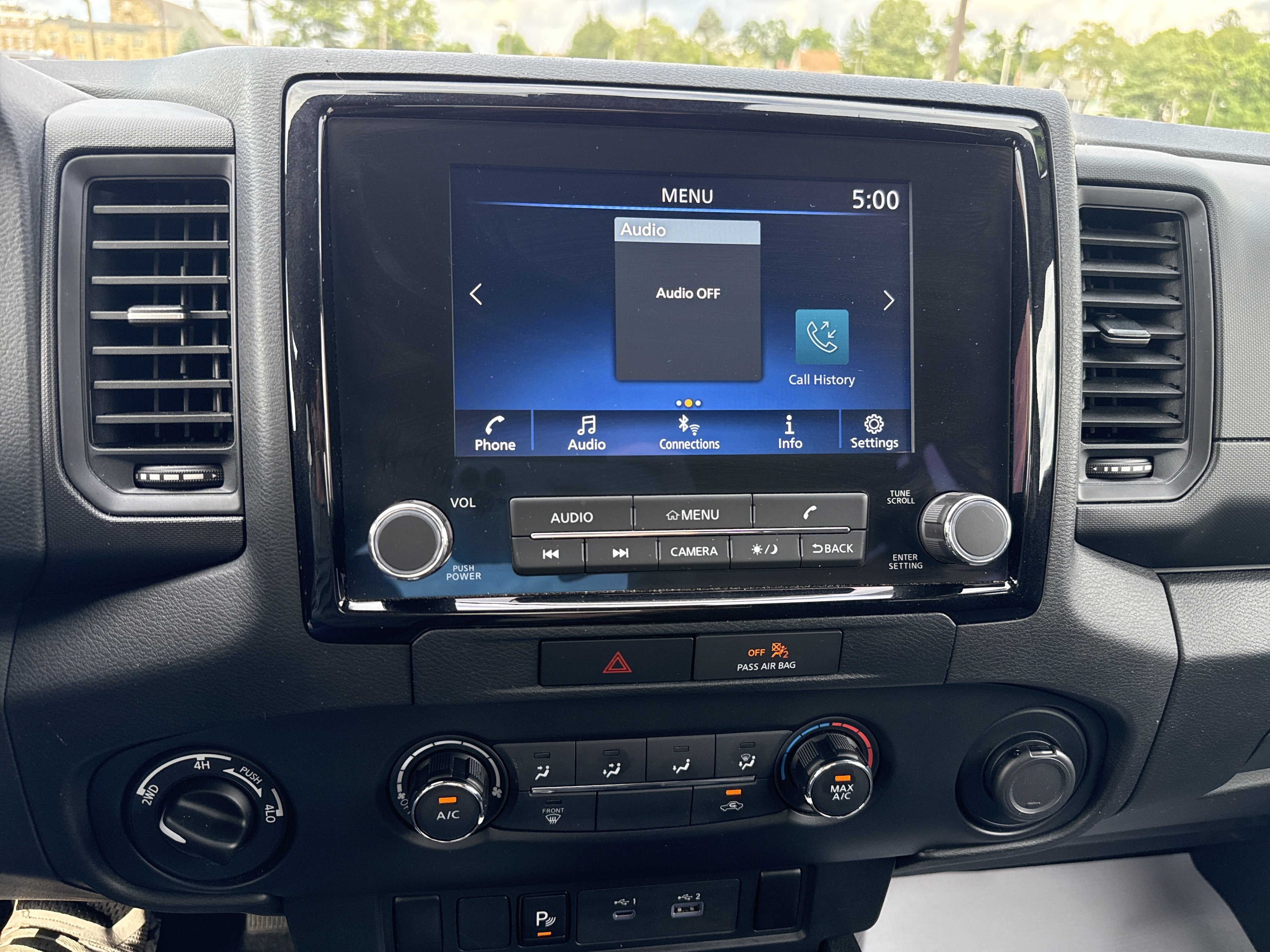 2022 Nissan Frontier S