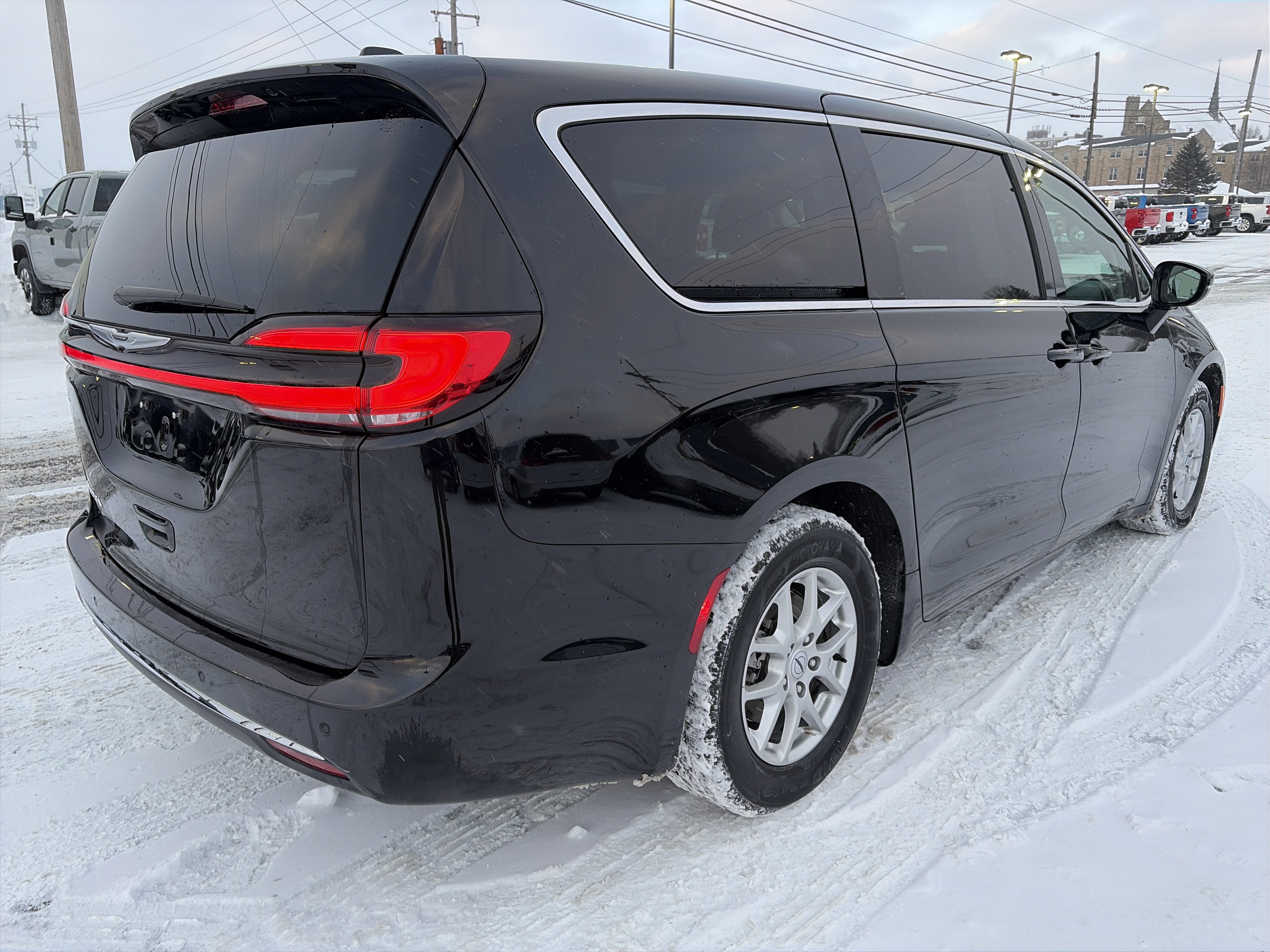 2024 Chrysler Pacifica Touring L