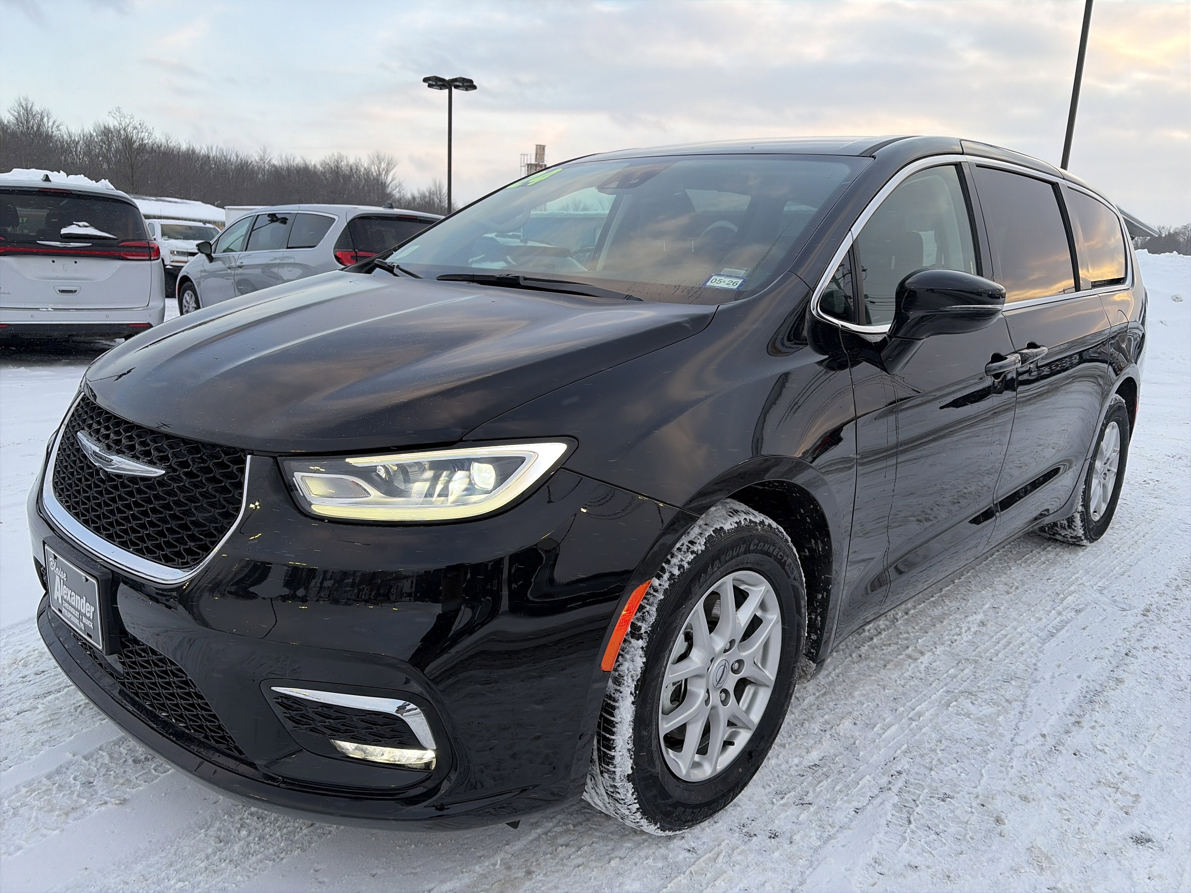 2024 Chrysler Pacifica Touring L