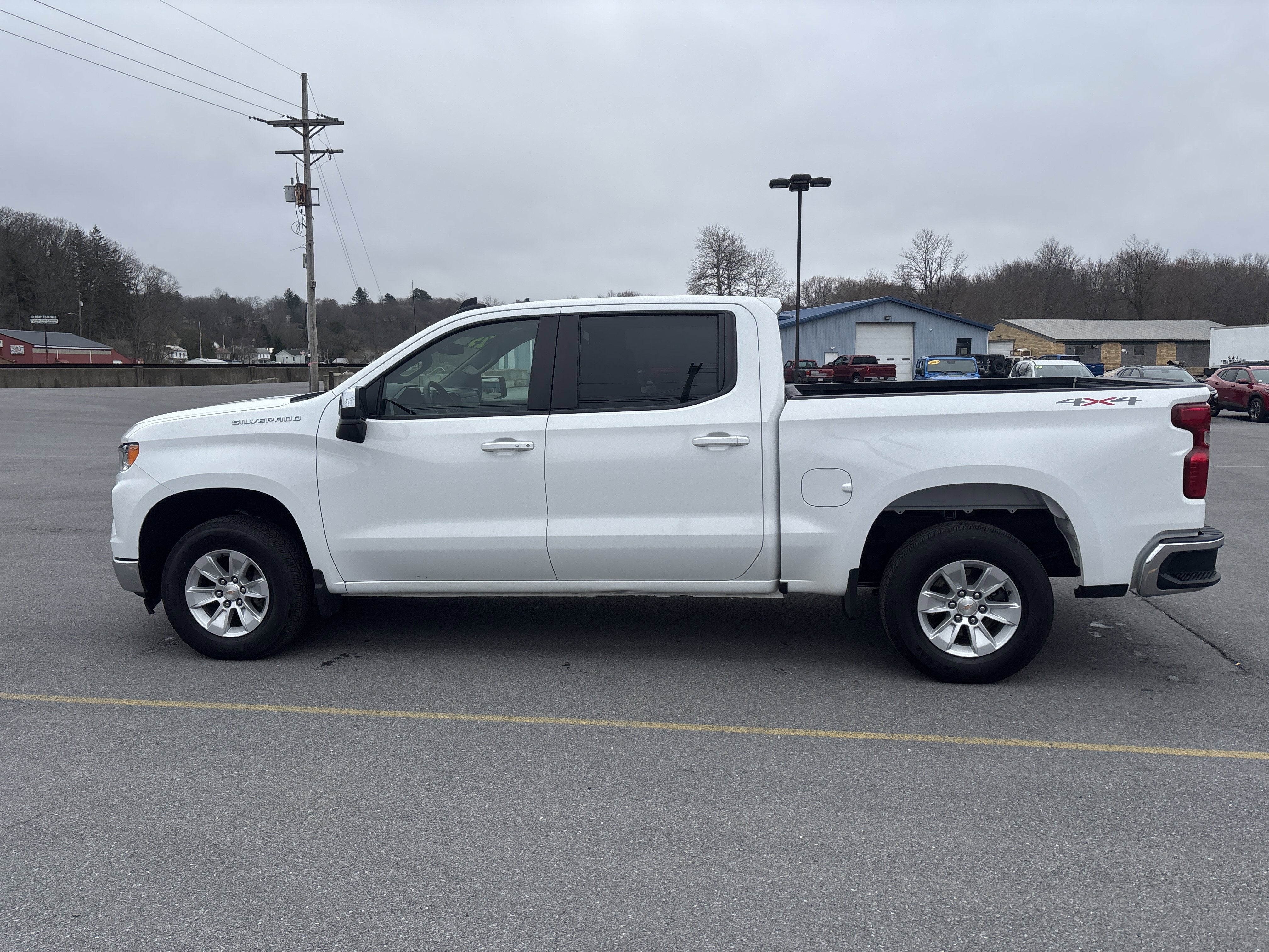 2025 Chevrolet Silverado 1500 LT