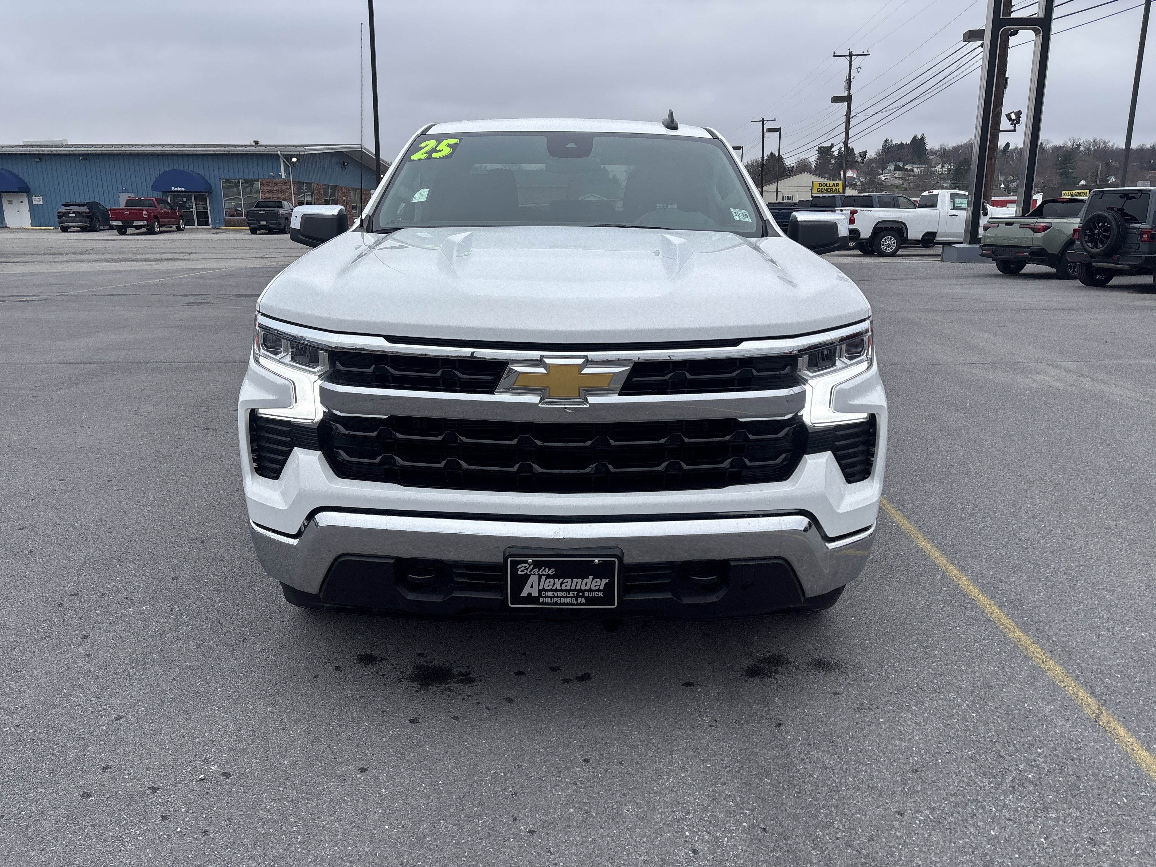 2025 Chevrolet Silverado 1500 LT