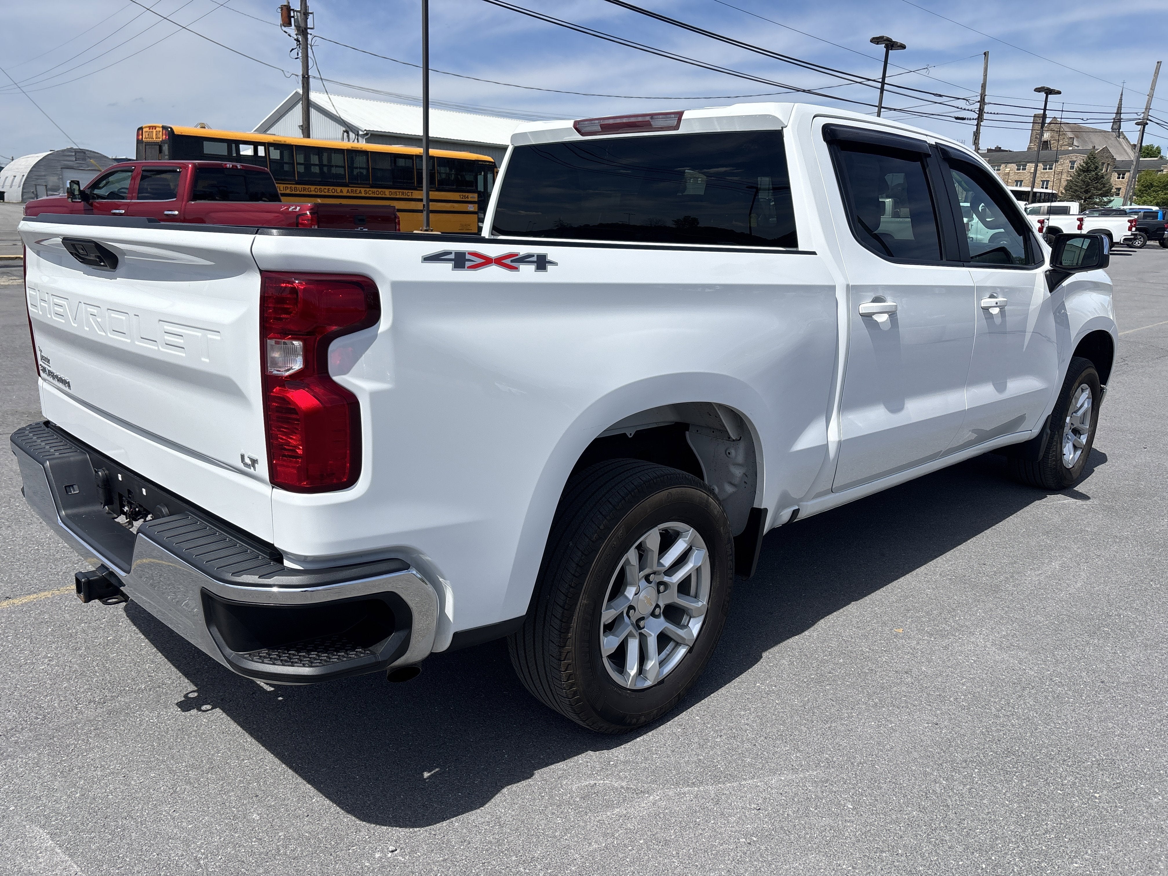 2023 Chevrolet Silverado 1500 LT (2FL)