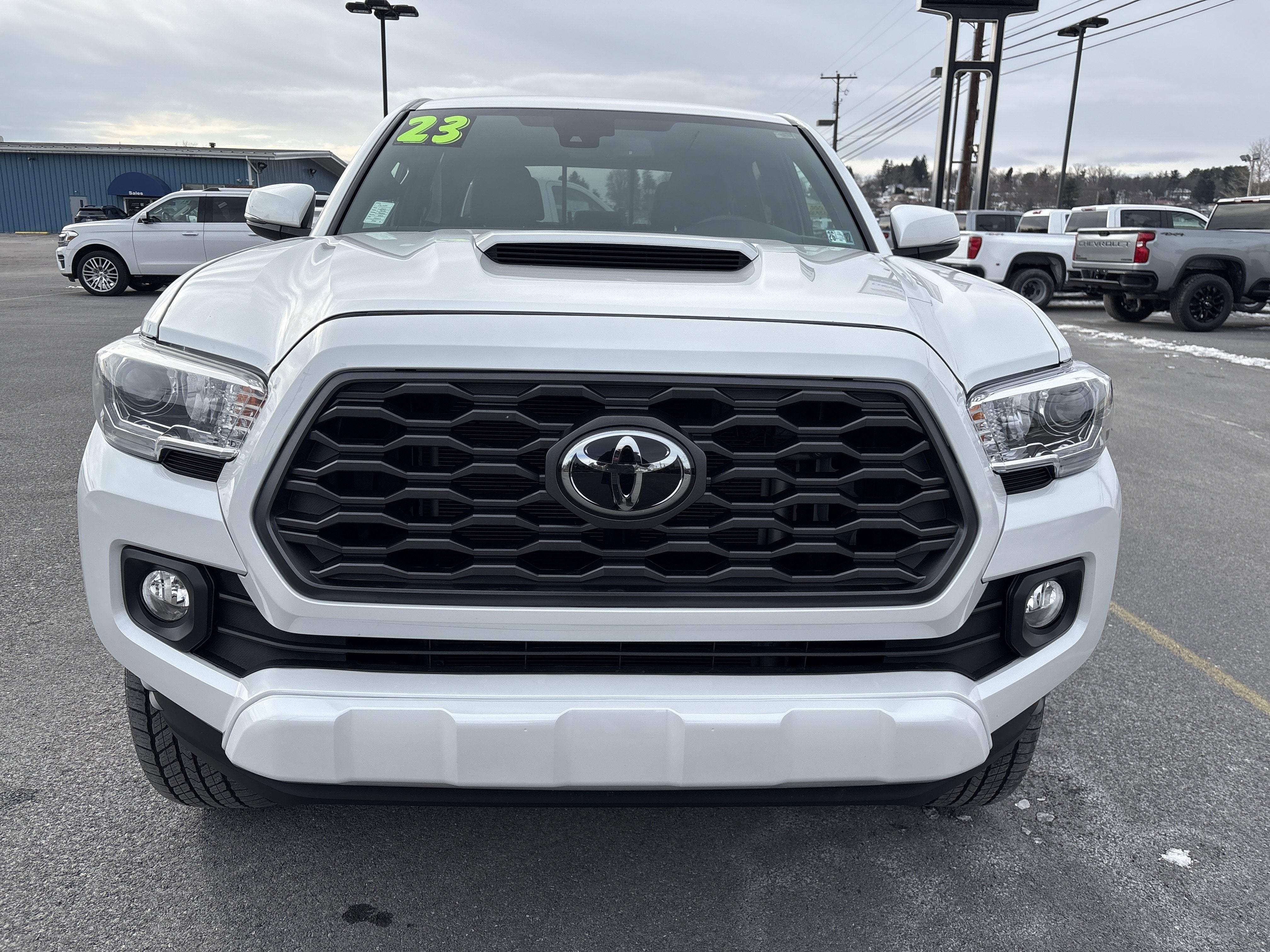 2023 Toyota Tacoma 4WD SR