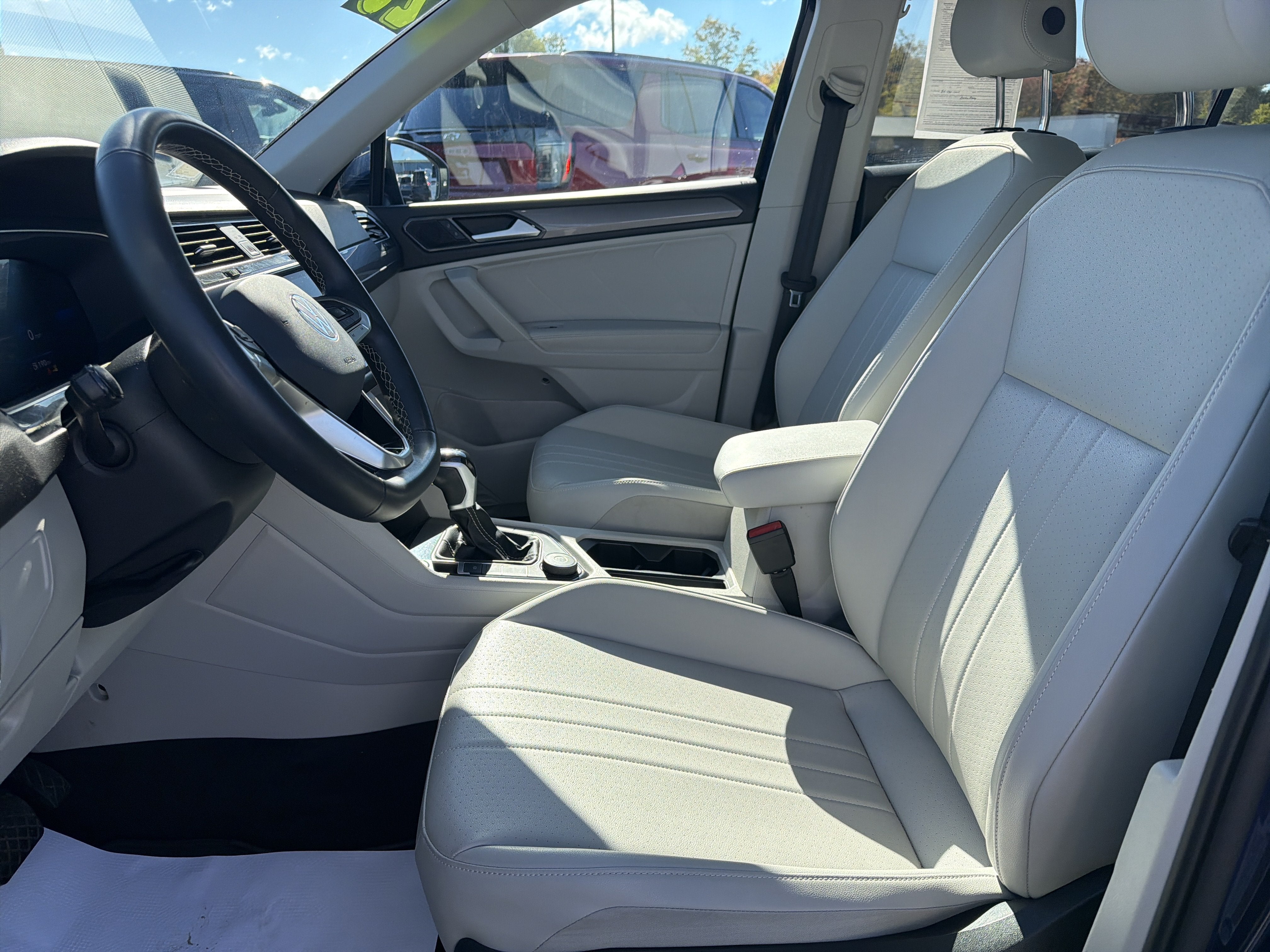 2023 Volkswagen Tiguan SE
