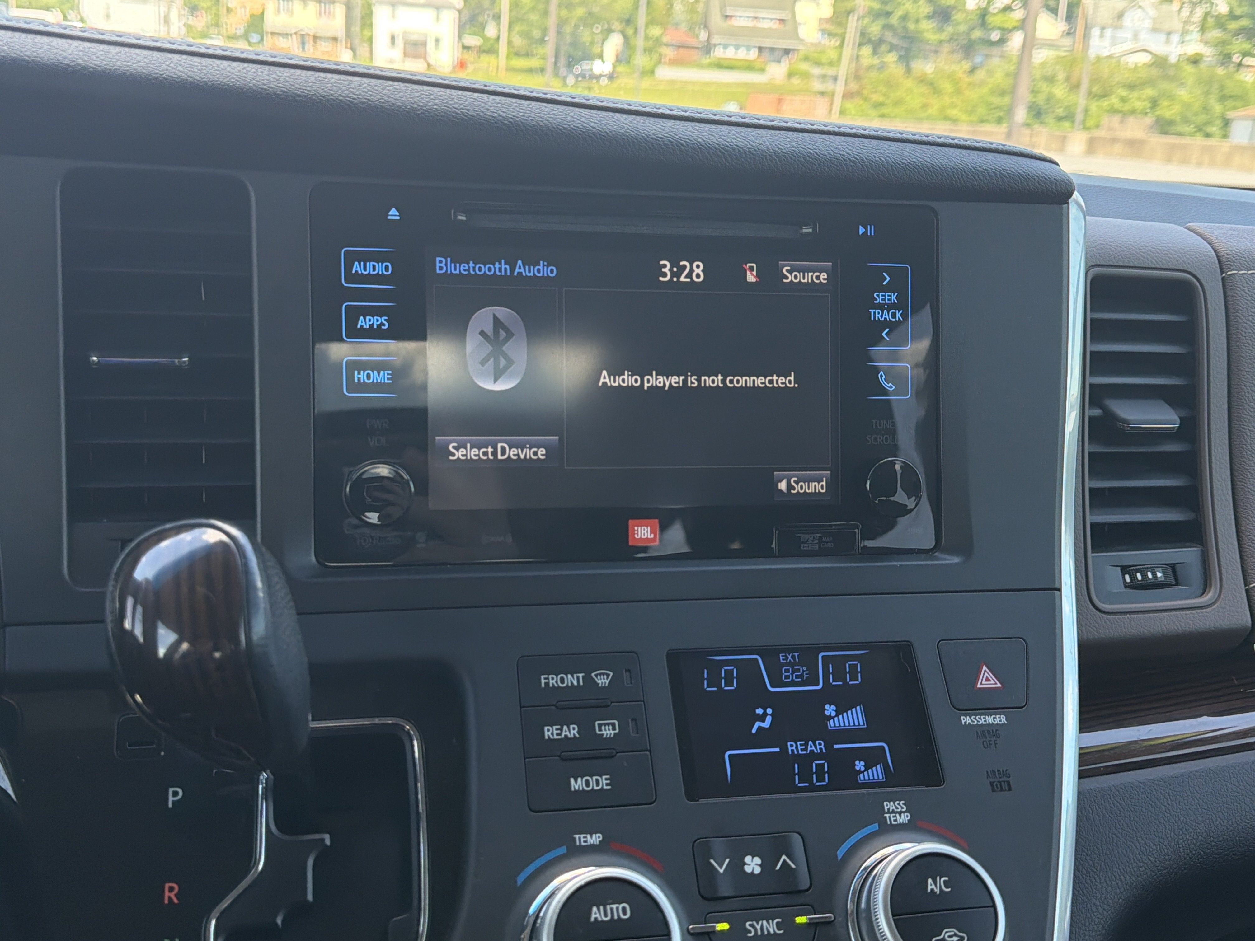 2017 Toyota Sienna XLE Auto Access Seat