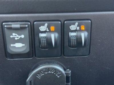 2017 Toyota Sienna XLE Auto Access Seat
