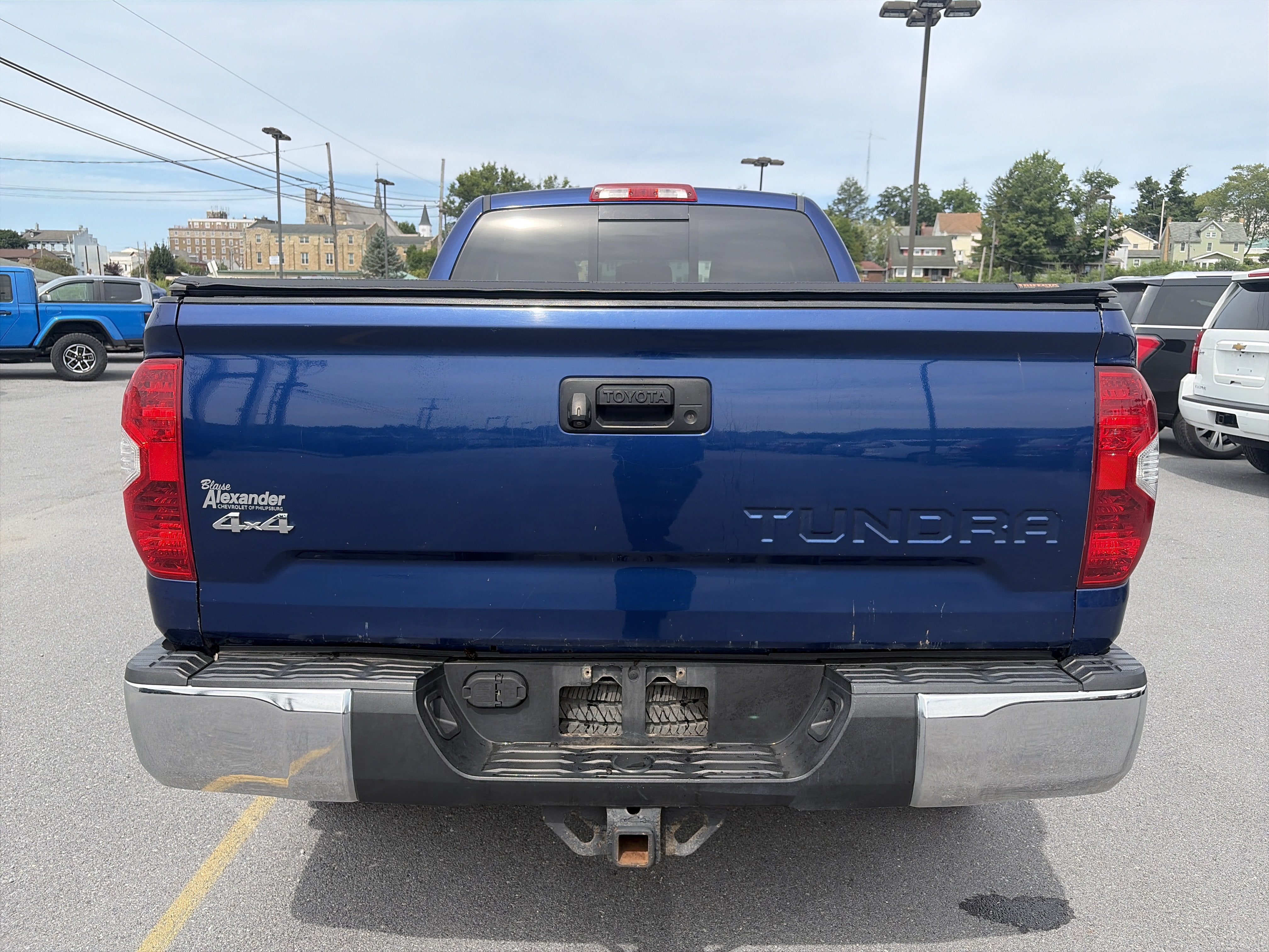 2014 Toyota Tundra 4WD Truck SR
