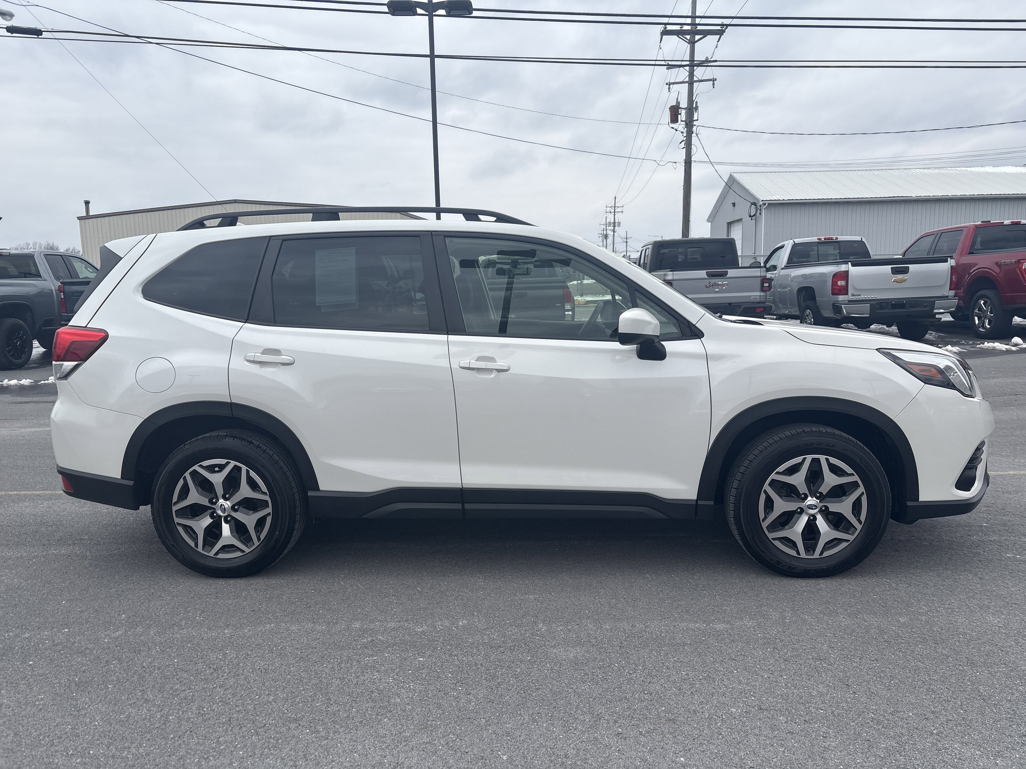 2023 Subaru Forester Premium